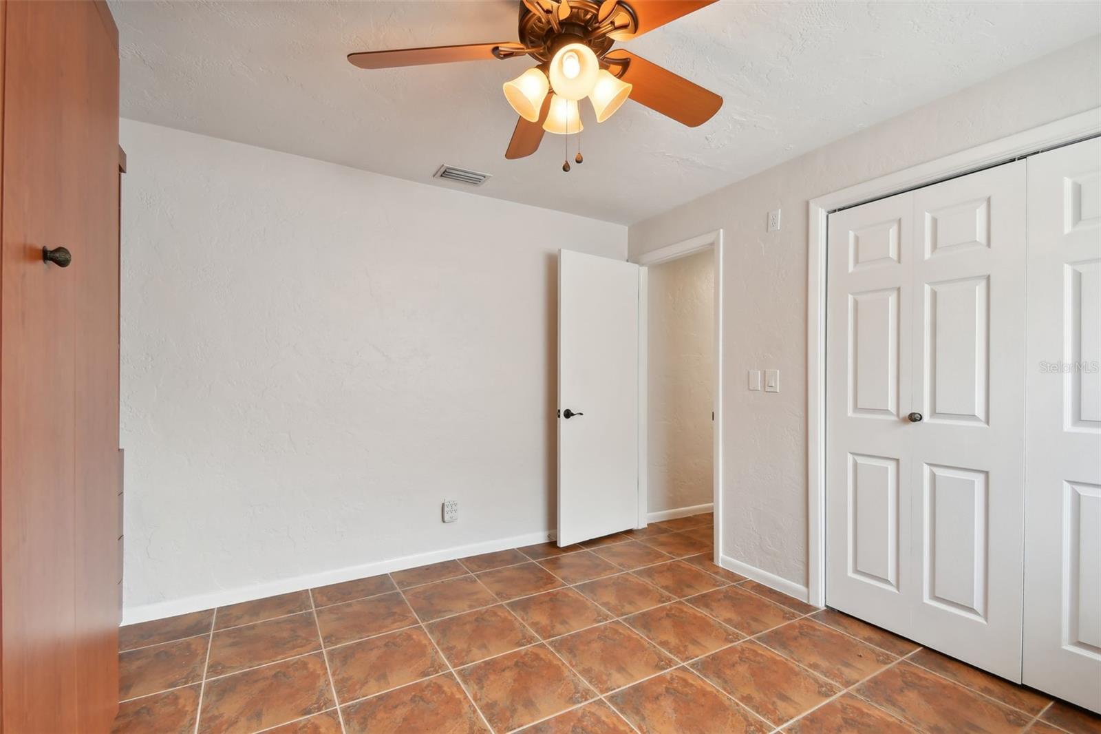 Image 35 of 67 For 4328 40th Street S