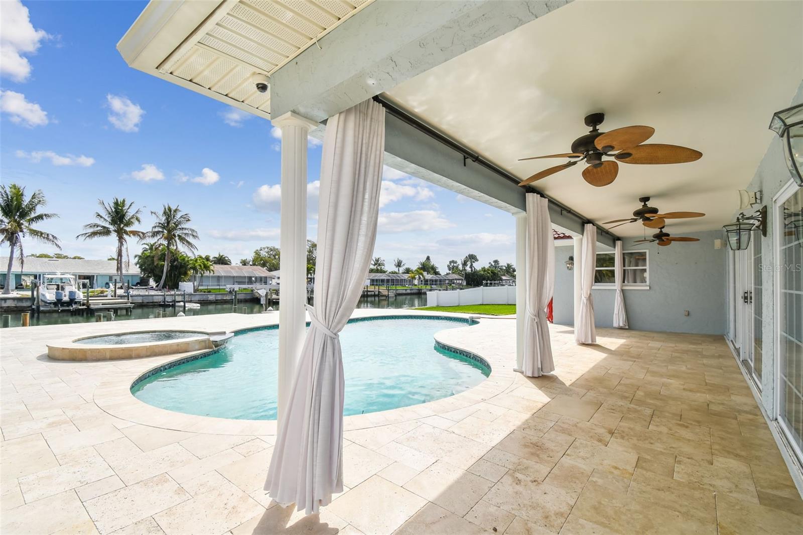 Image 9 of 67 For 4328 40th Street S