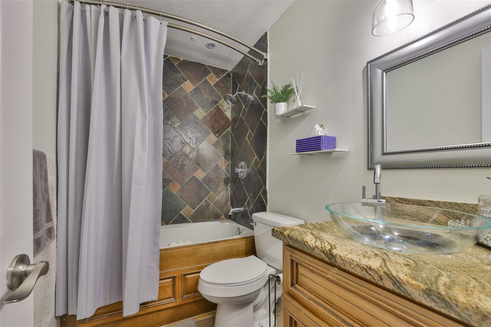 Image 14 of 19 For 3836 Lake Drive 121