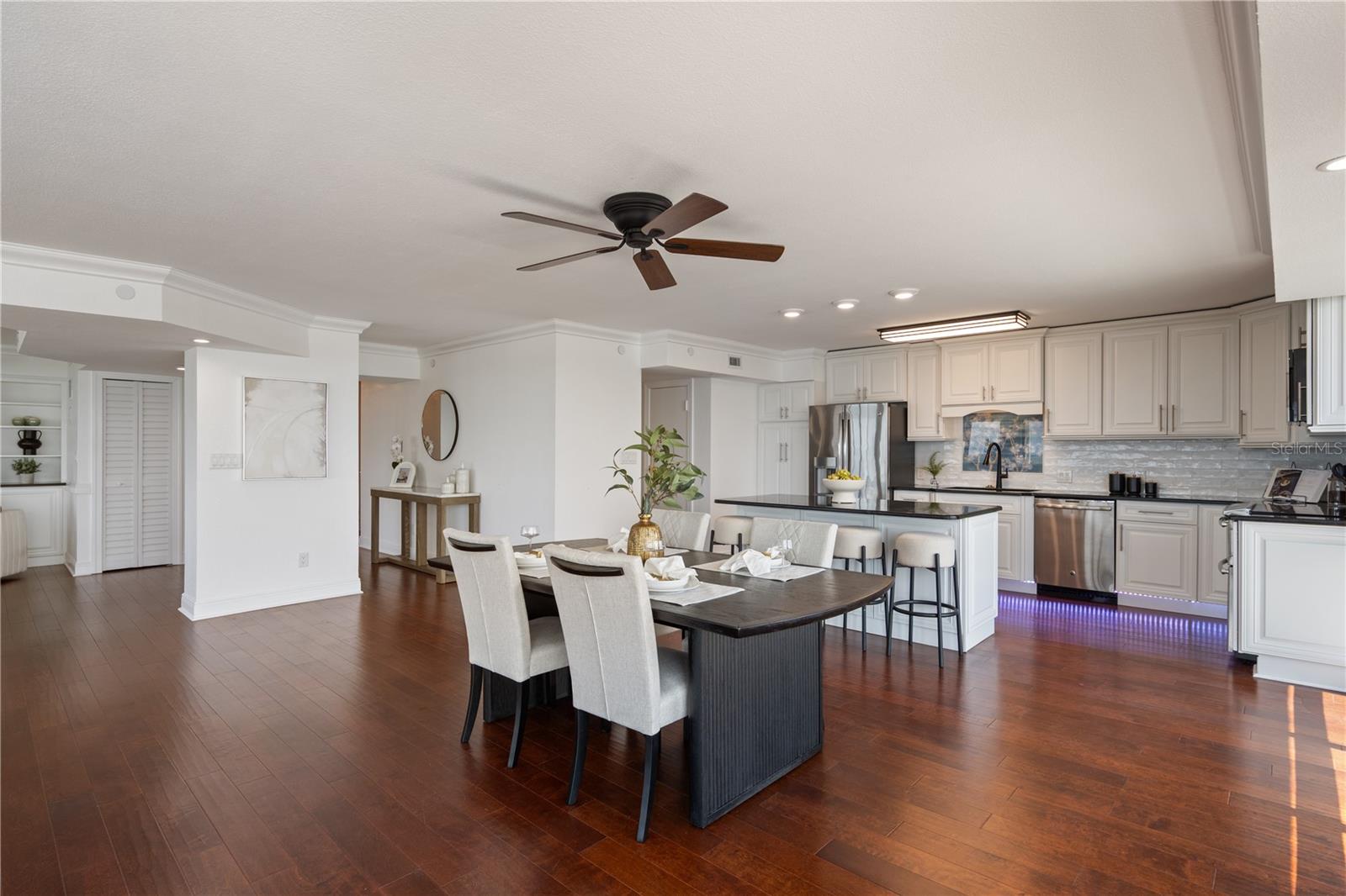 Image 18 of 49 For 3301 Bayshore Boulevard 1908b