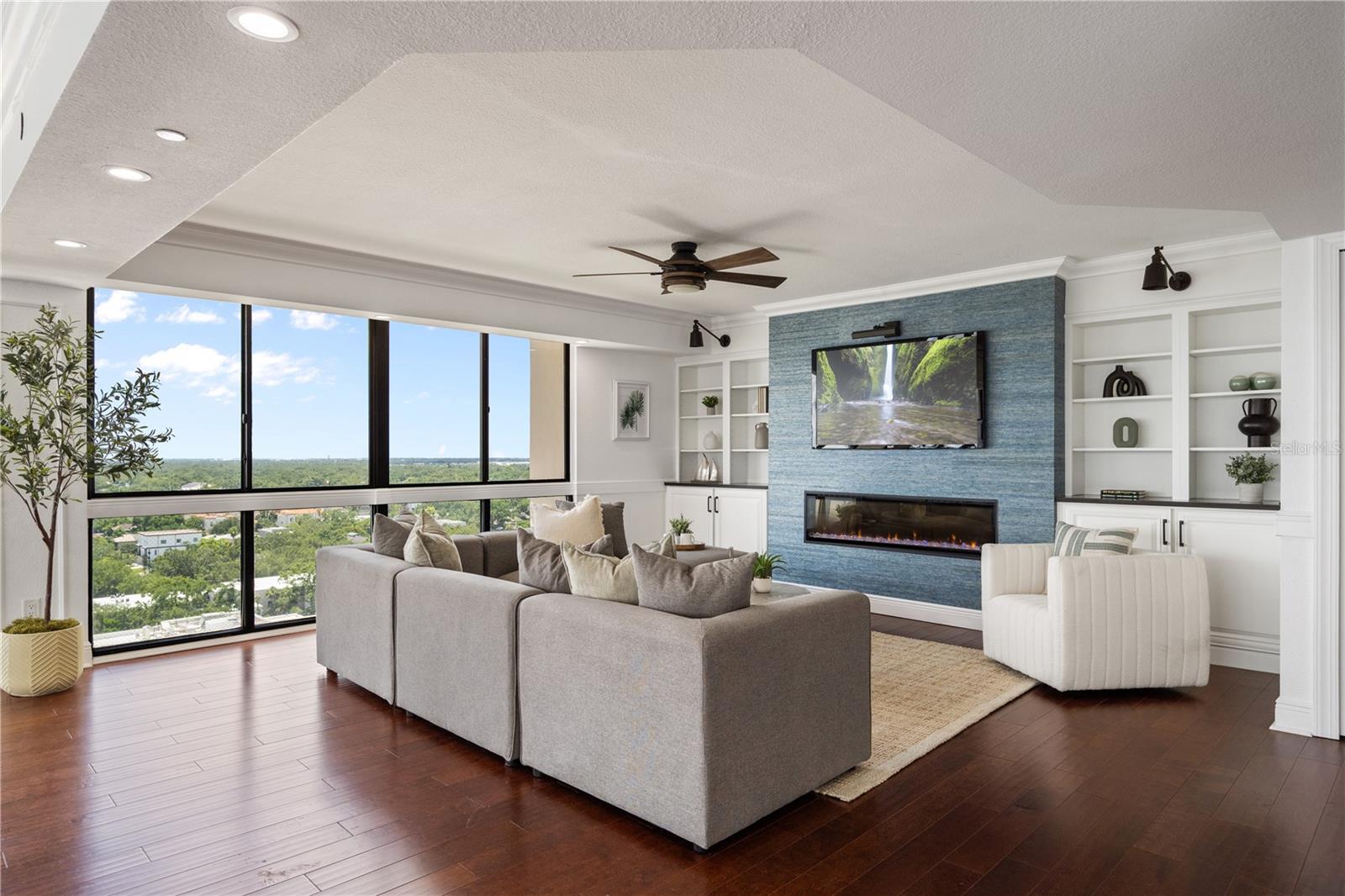 Image 7 of 49 For 3301 Bayshore Boulevard 1908b