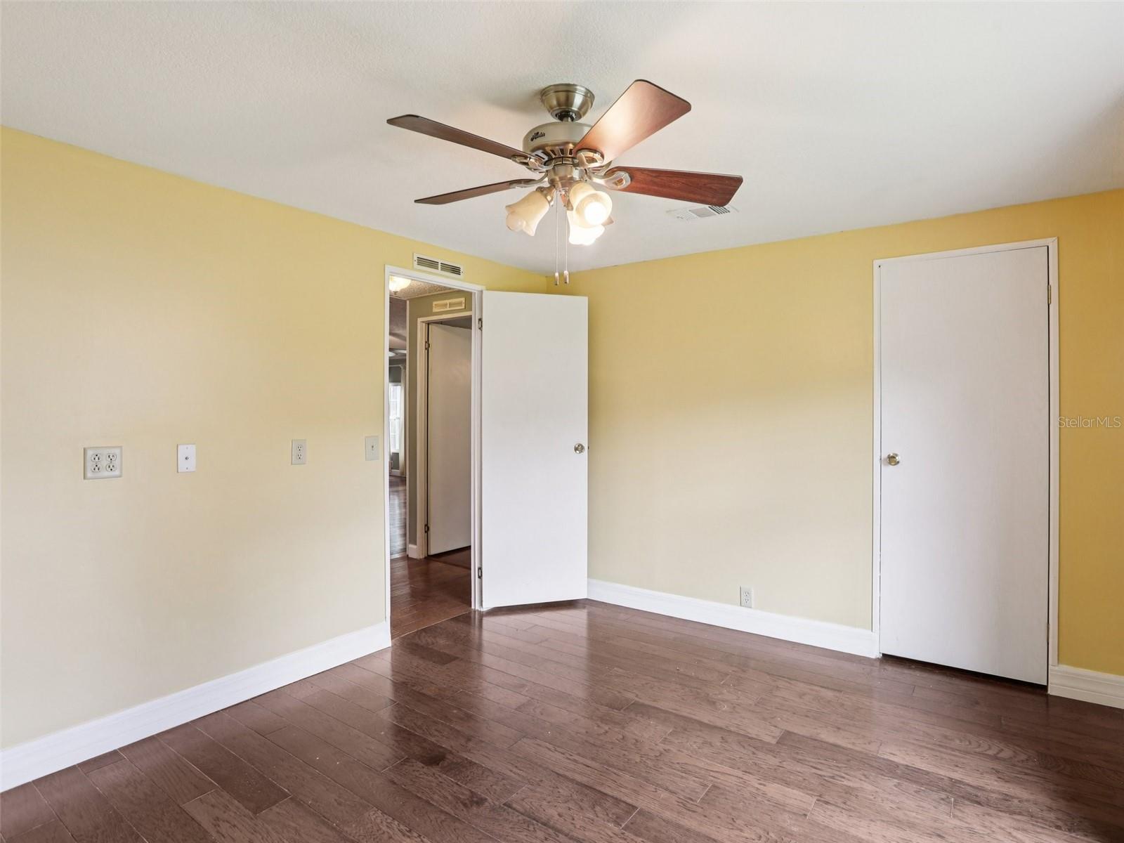 Image 23 of 50 For 26223 Chianina Drive