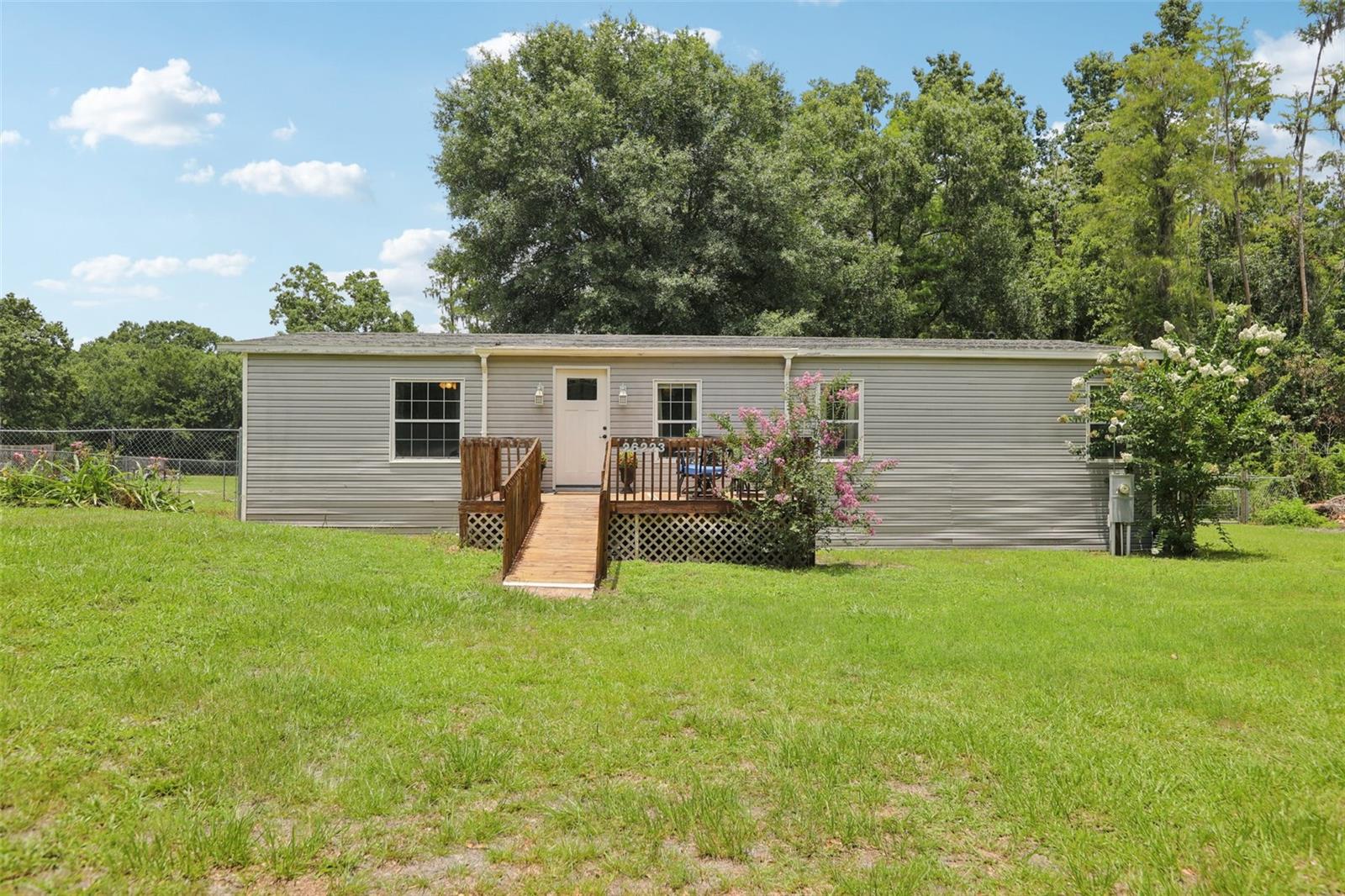 Image 4 of 50 For 26223 Chianina Drive