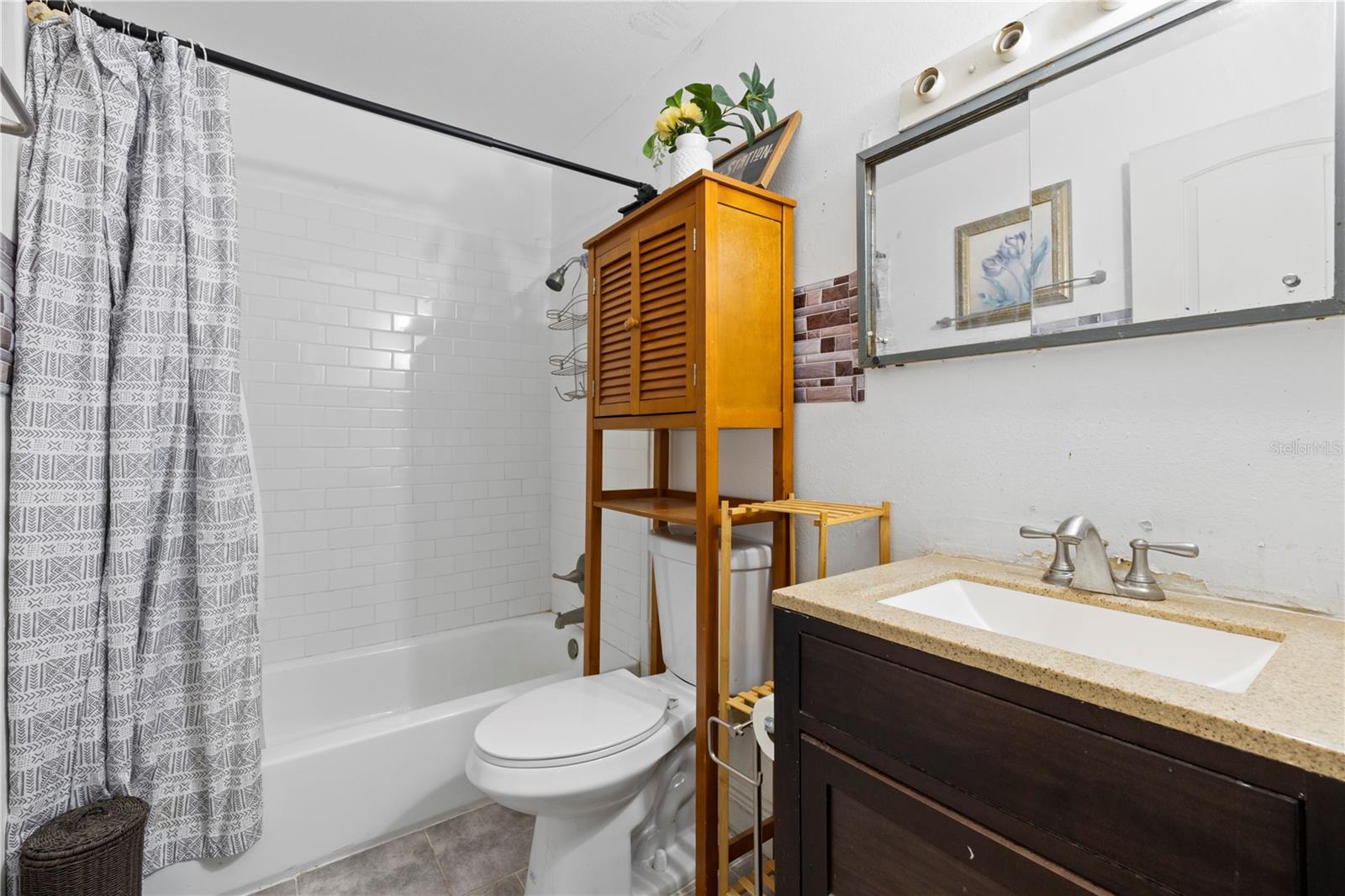 Image 18 of 28 For 7608 Pasa Dobles Court