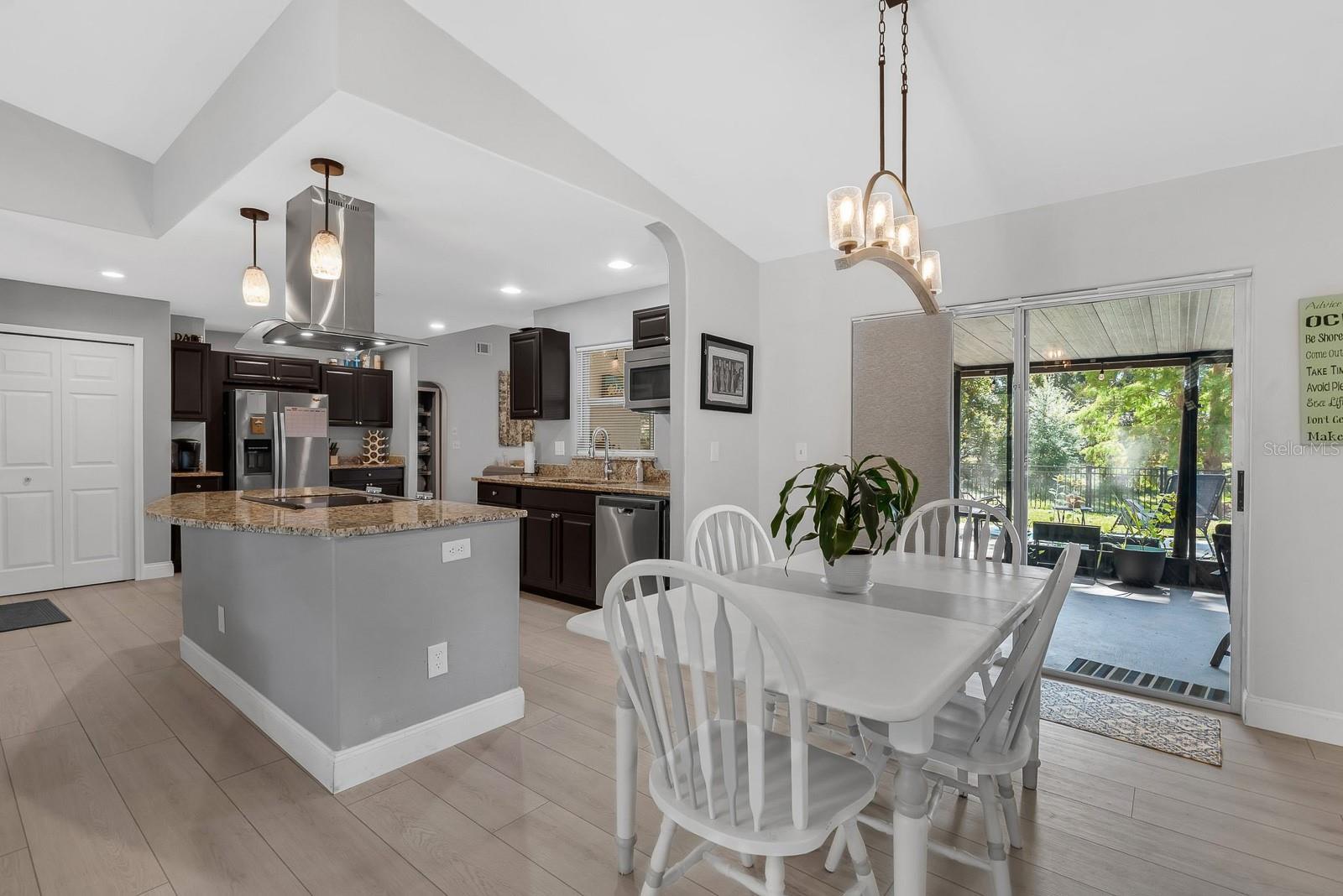 Image 7 of 13 For 12838 Tallowood Drive