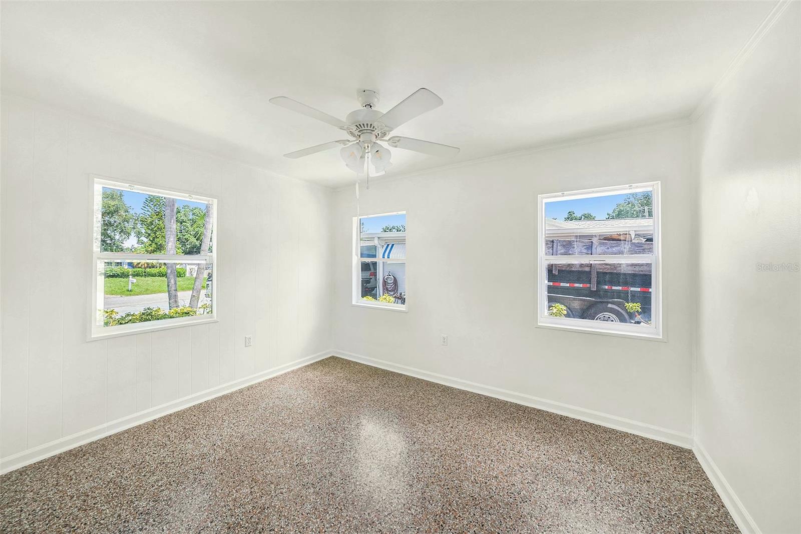 Image 12 of 35 For 4816 Fremont Avenue