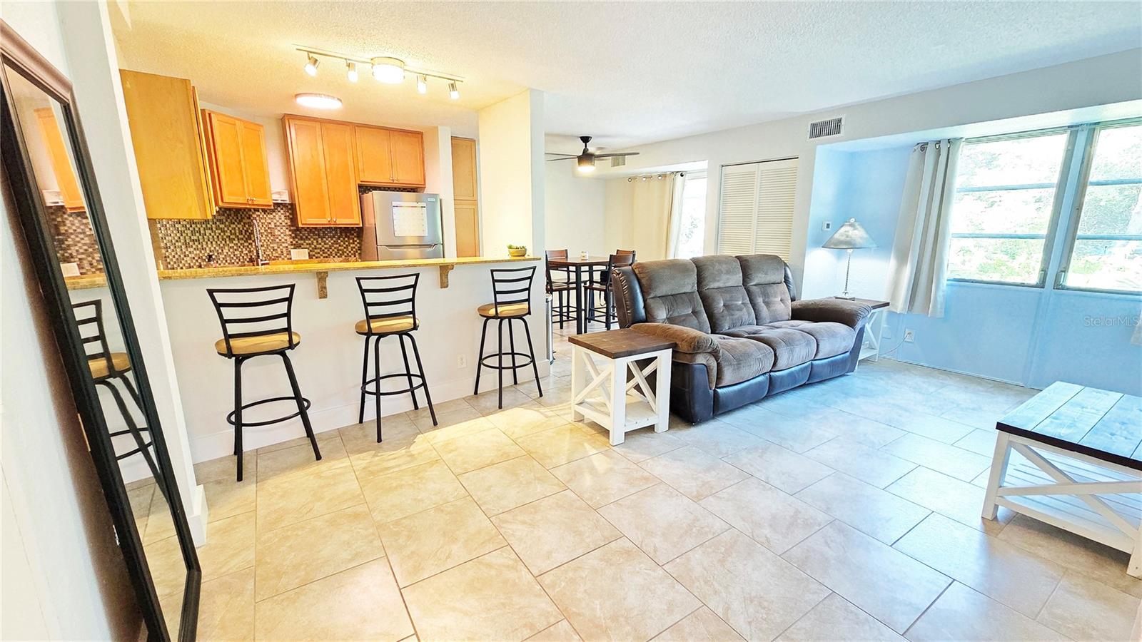 Image 3 of 24 For 3315 58th Avenue S 115