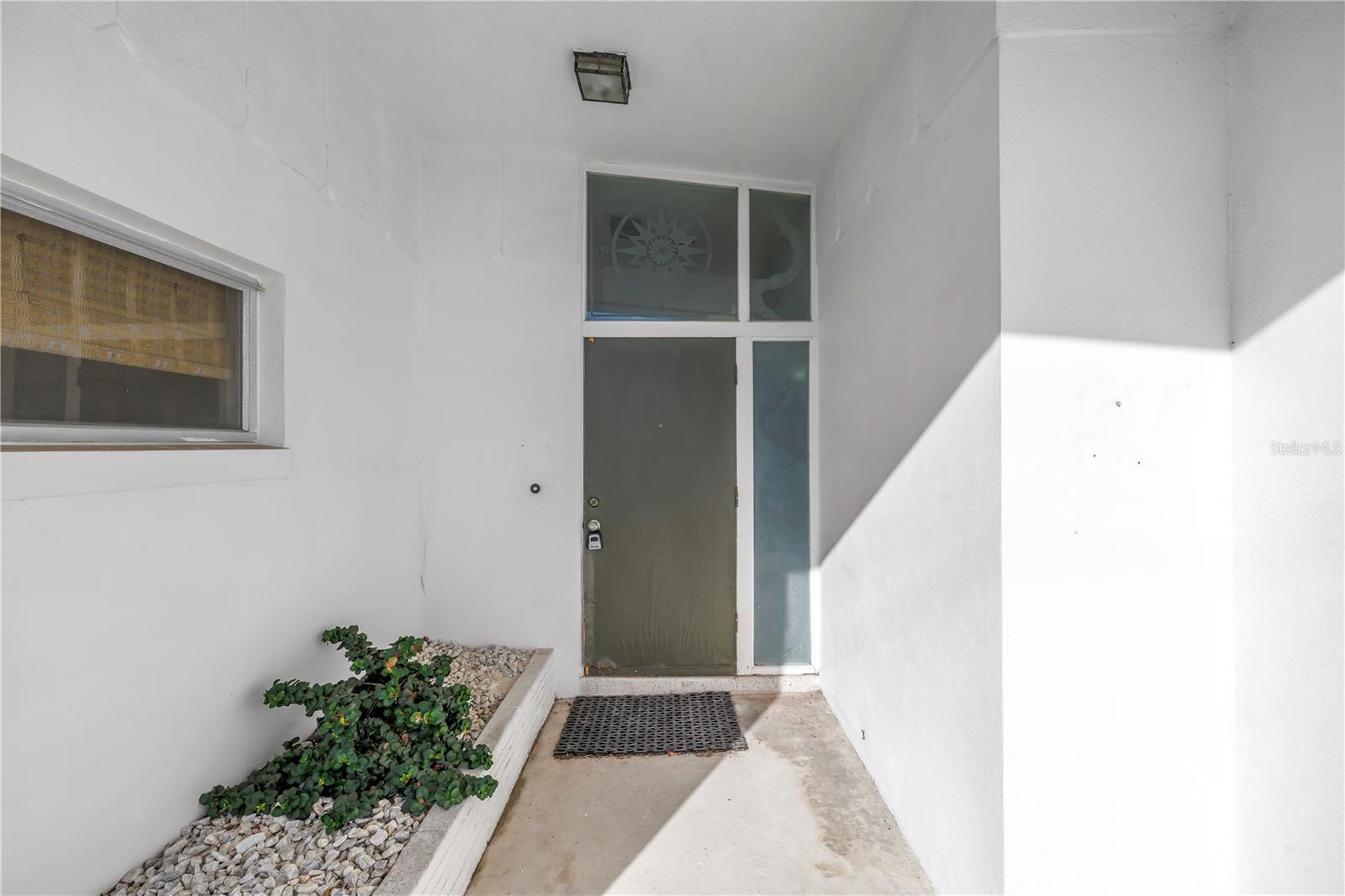 Image 10 of 67 For 11240 6th Street E
