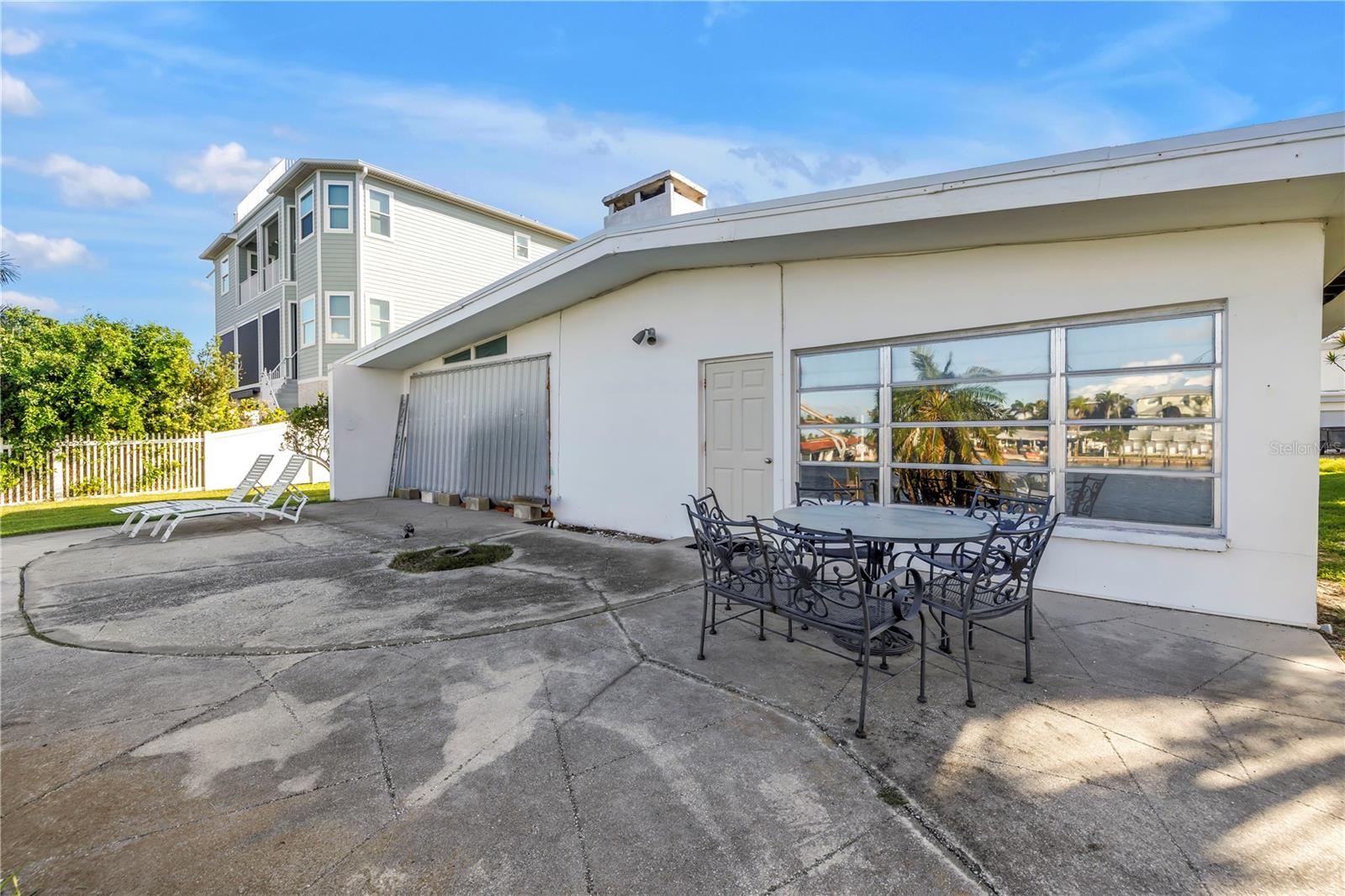 Image 11 of 67 For 11240 6th Street E