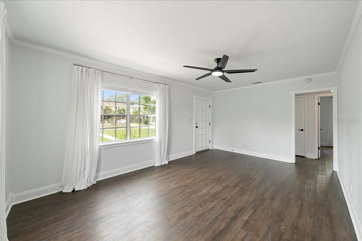 Image 11 of 53 For 3901 Swann Avenue
