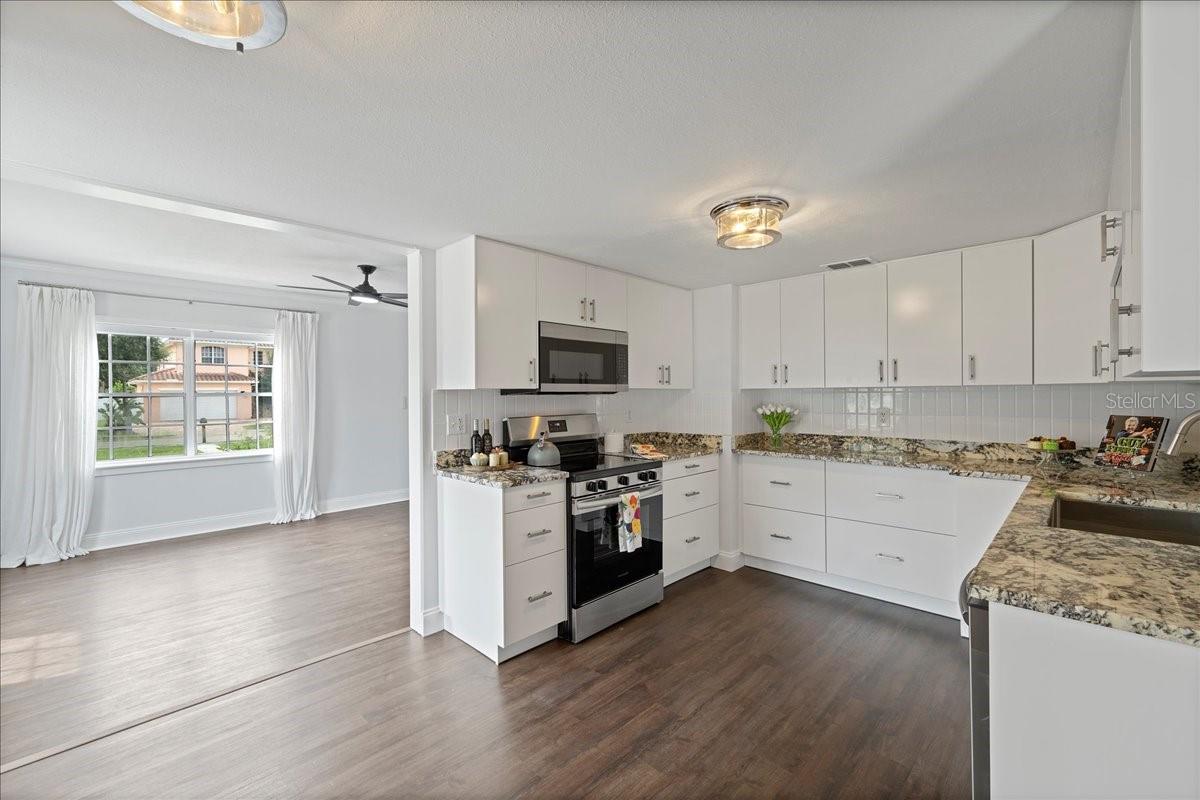 Image 16 of 53 For 3901 Swann Avenue