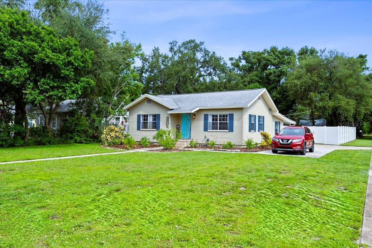 Image 2 of 53 For 3901 Swann Avenue