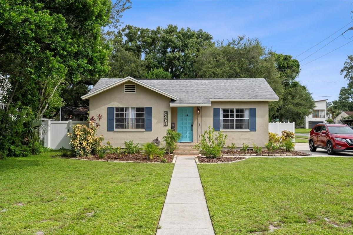 Image 3 of 53 For 3901 Swann Avenue
