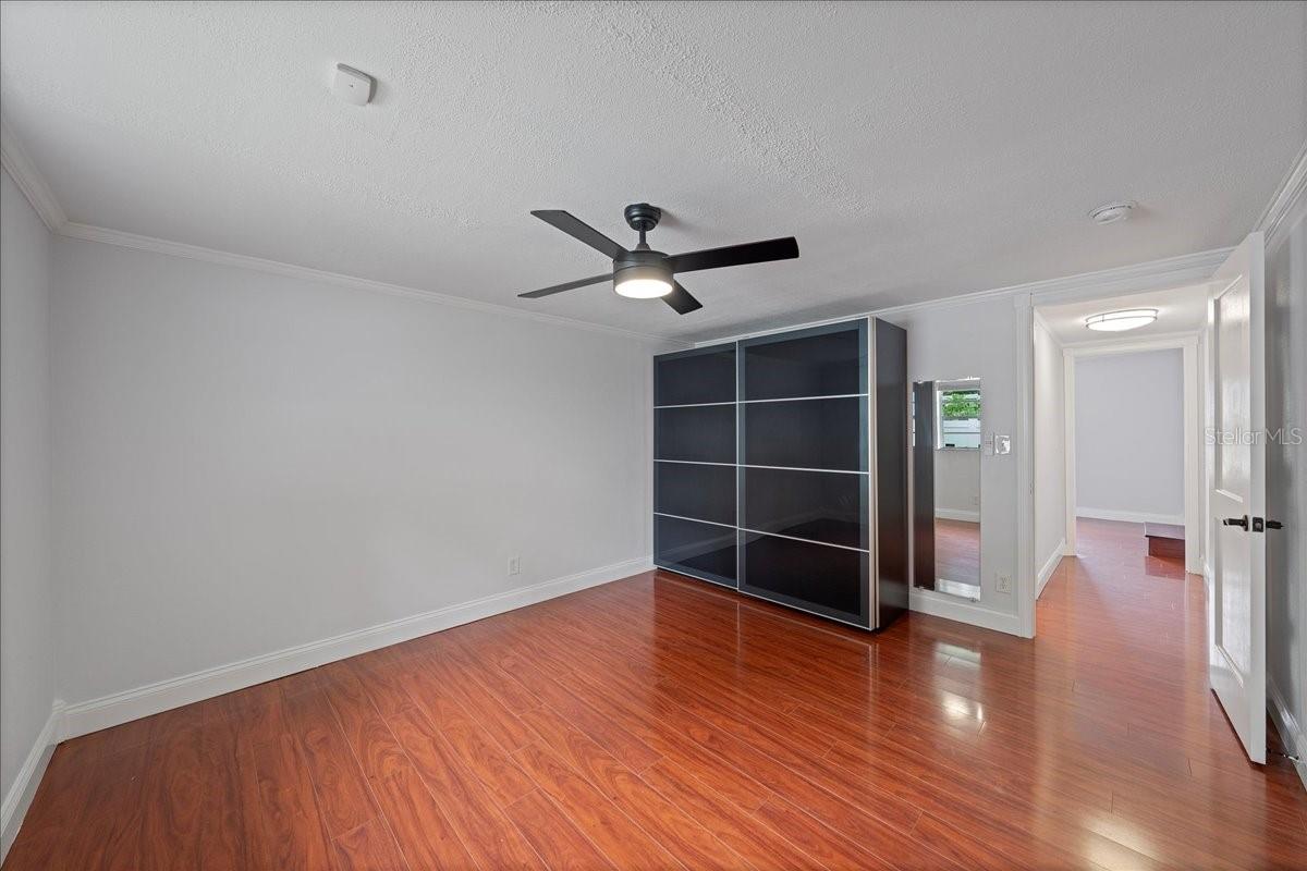 Image 30 of 53 For 3901 Swann Avenue