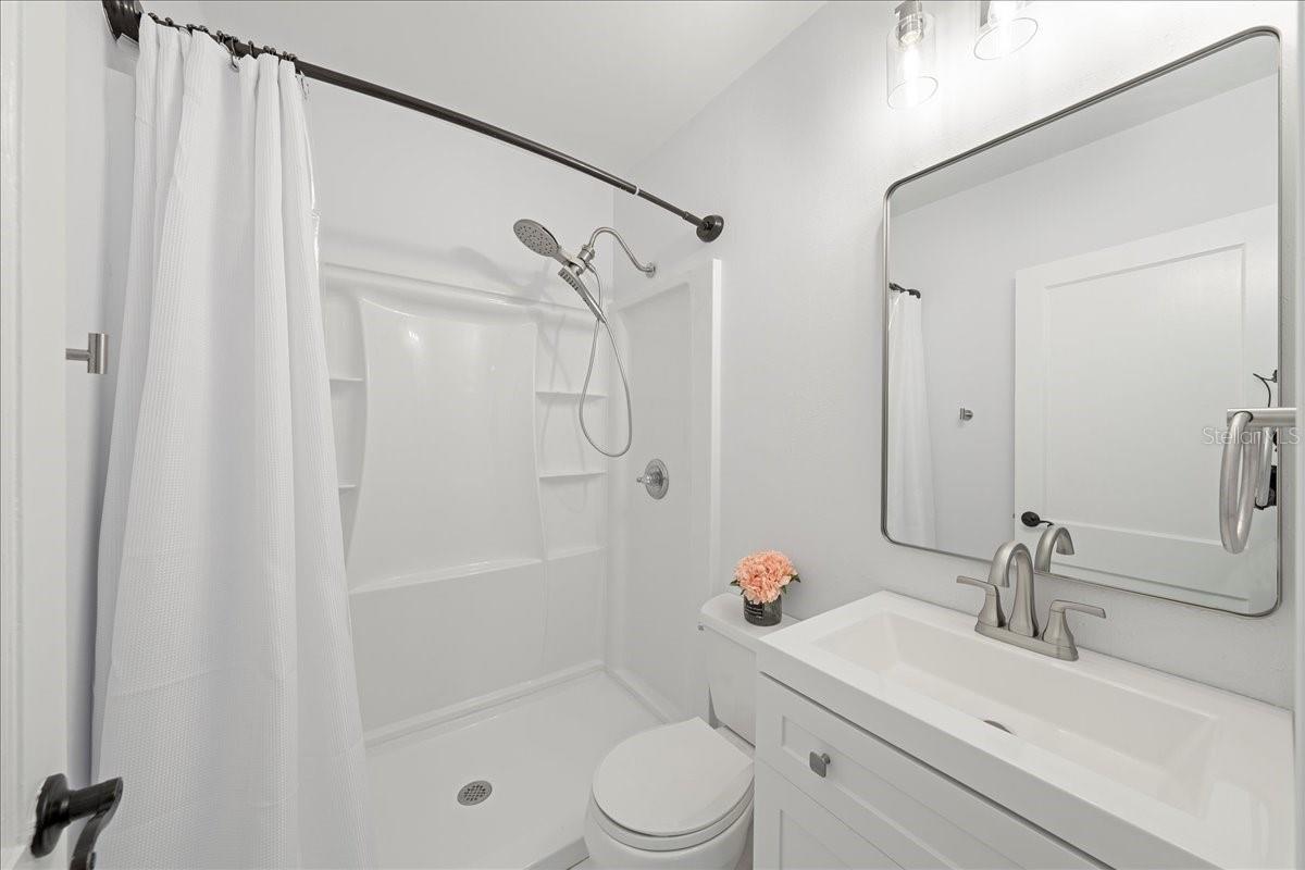 Image 45 of 53 For 3901 Swann Avenue