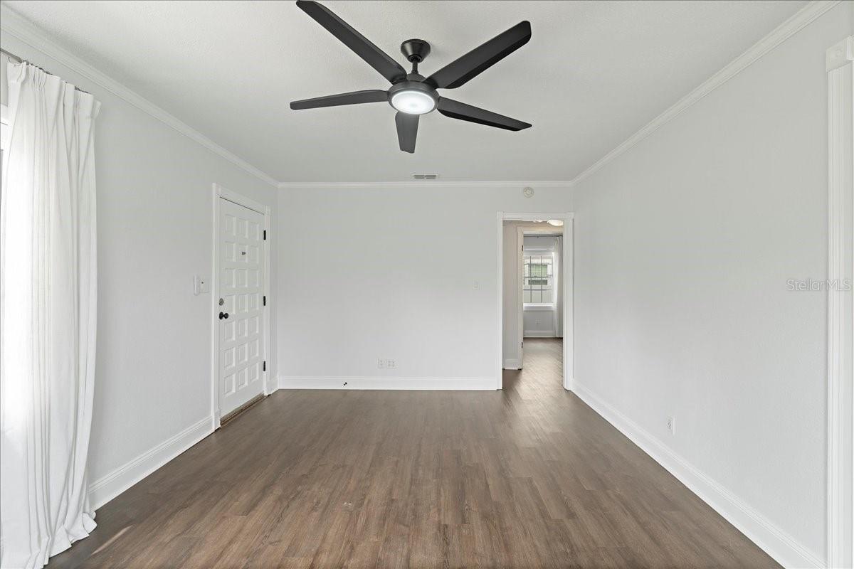 Image 9 of 53 For 3901 Swann Avenue
