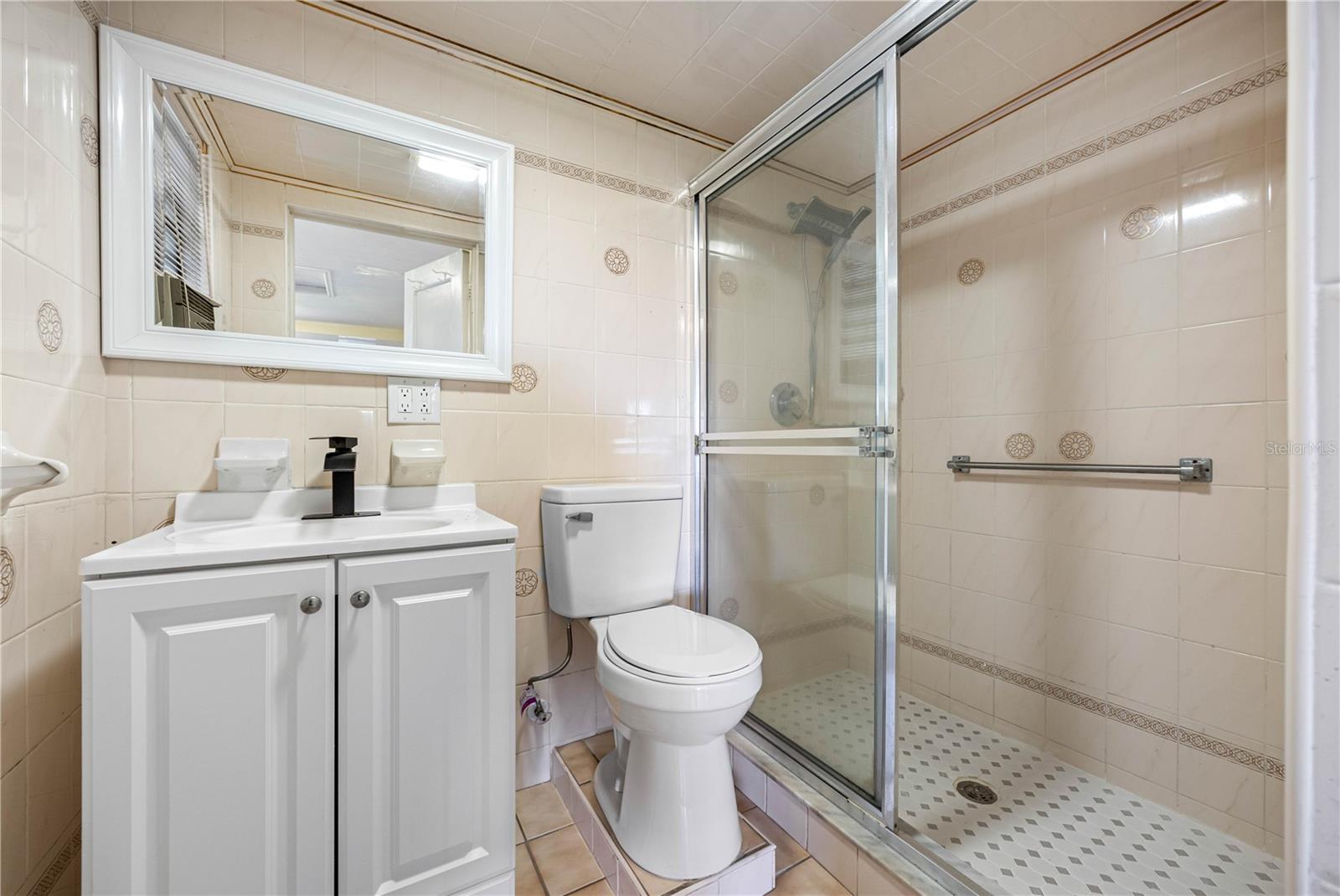 Image 35 of 65 For 4391 Cherry Street Ne