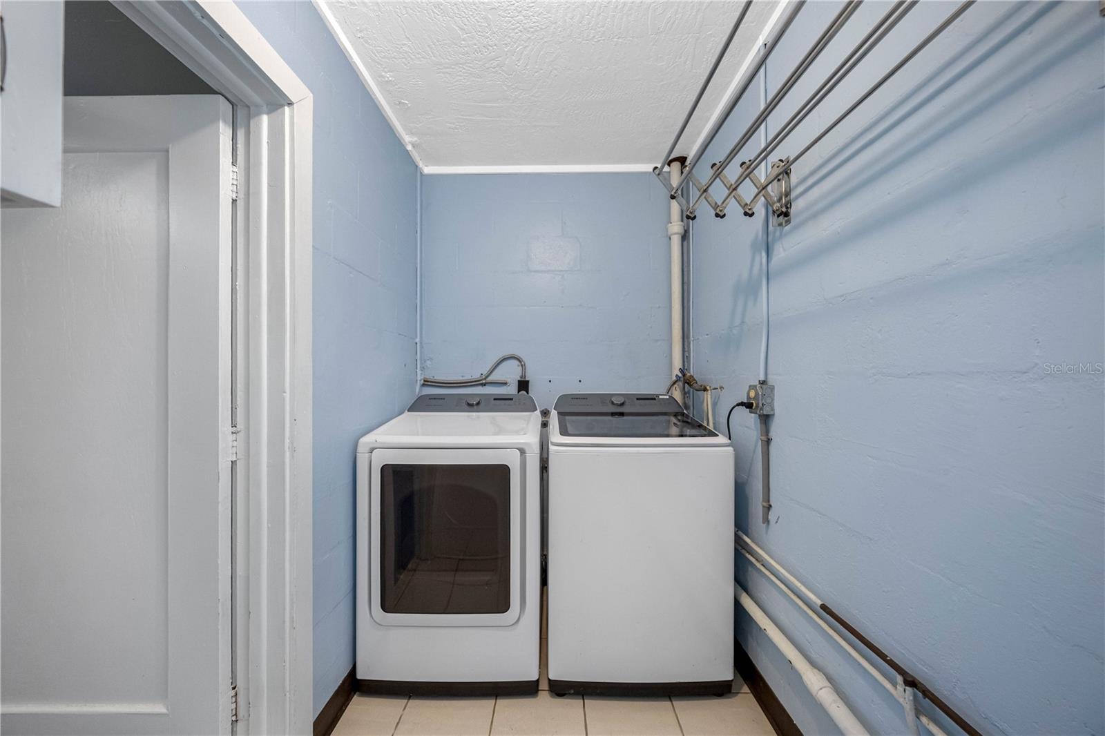 Image 37 of 65 For 4391 Cherry Street Ne