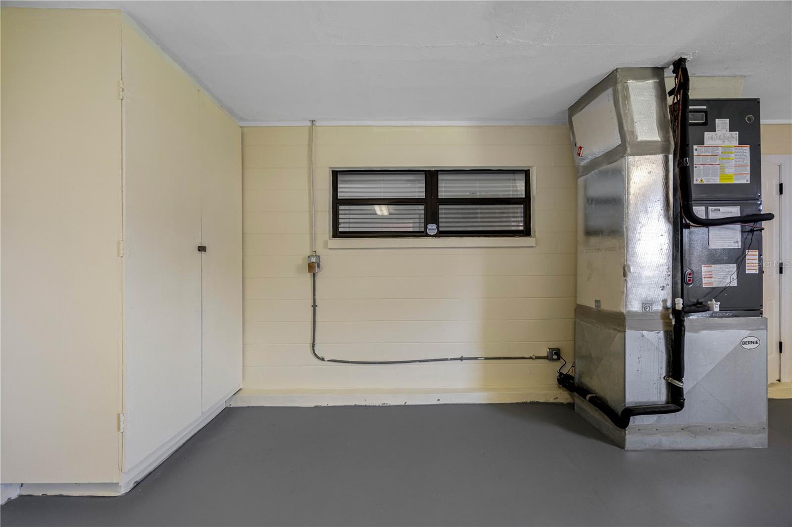 Image 41 of 65 For 4391 Cherry Street Ne