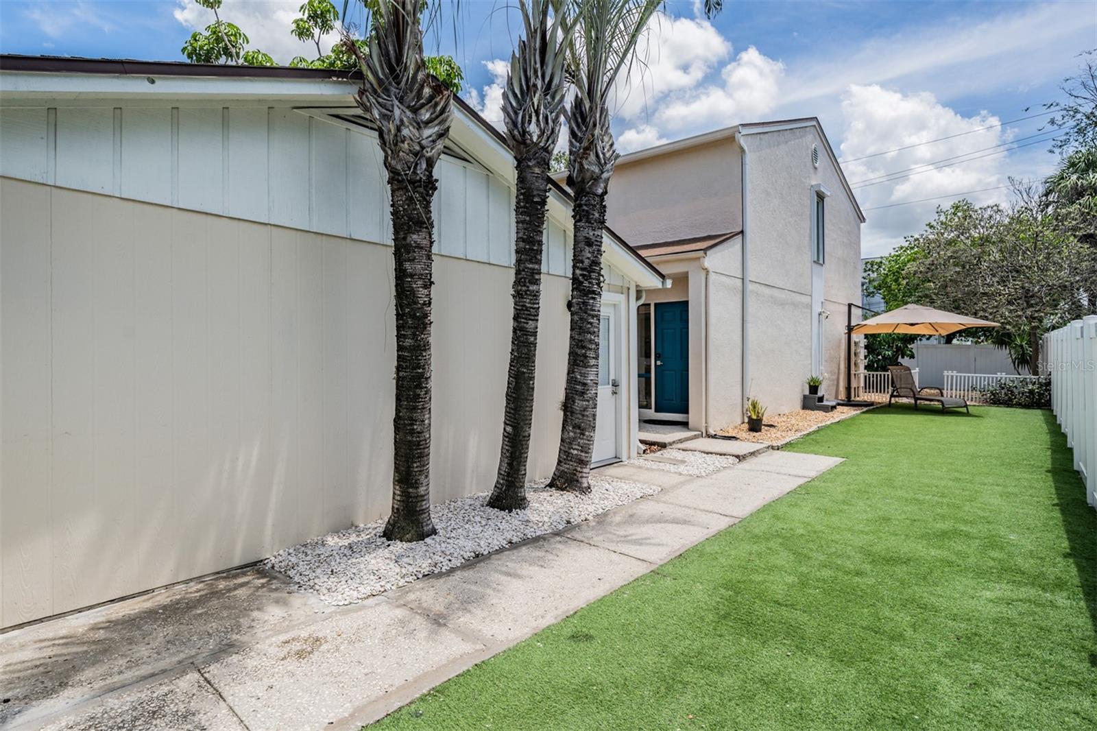 Listing photo id 27 for 103 Davis Boulevard B