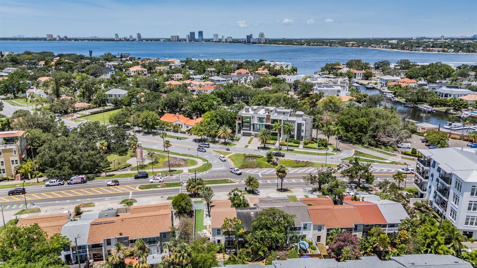 Listing photo id 39 for 103 Davis Boulevard B