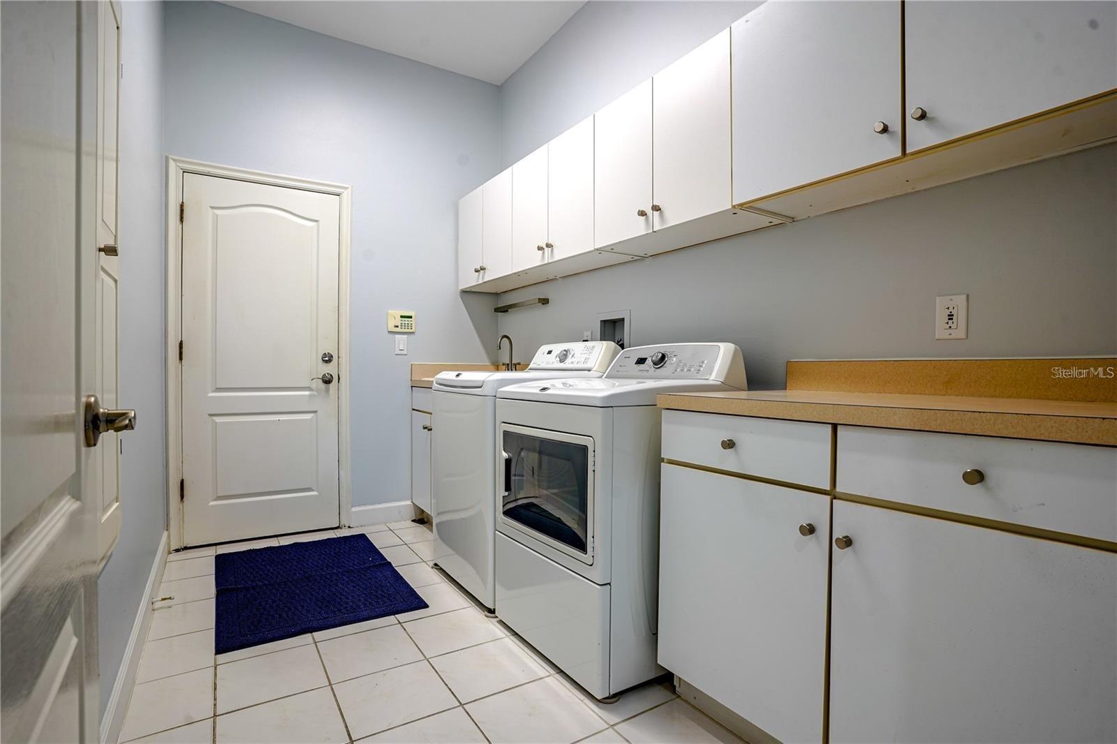 Image 22 of 30 For 10411 Cory Lake Drive