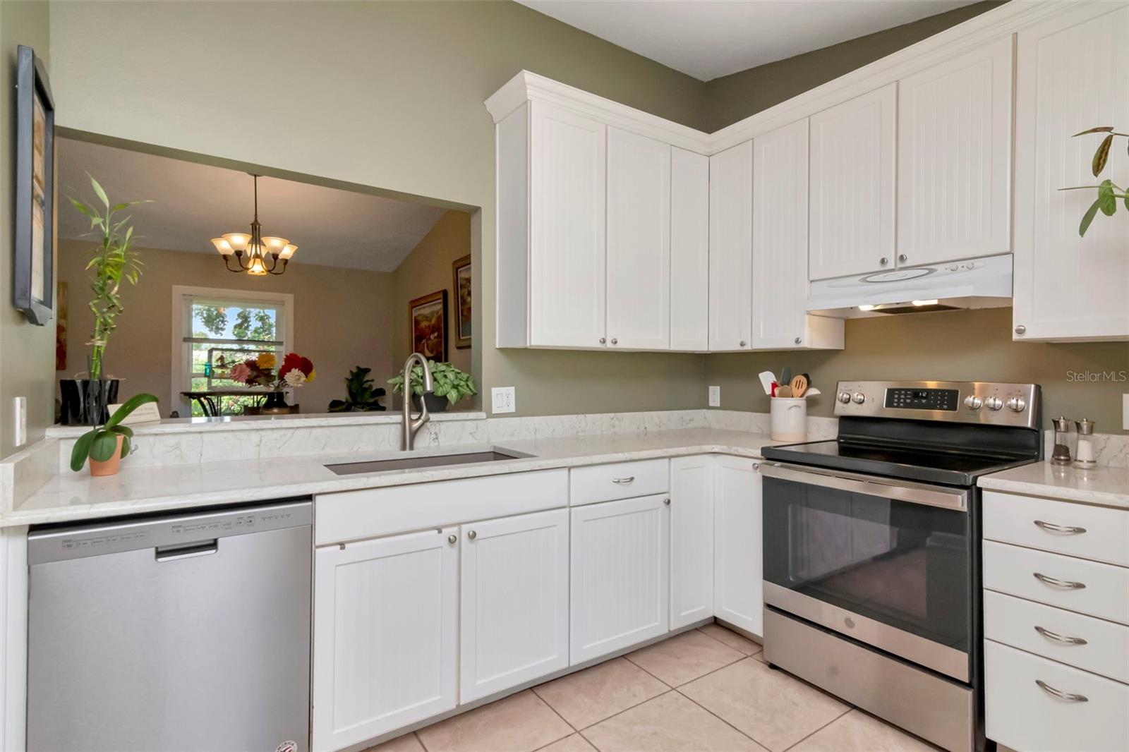 Image 15 of 52 For 6704 Seafairer Drive