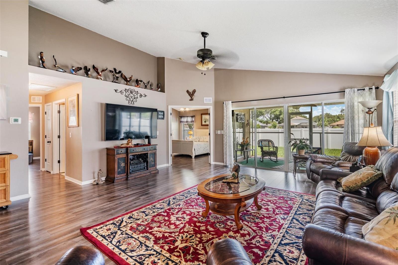 Image 15 of 35 For 24449 Mistwood Court