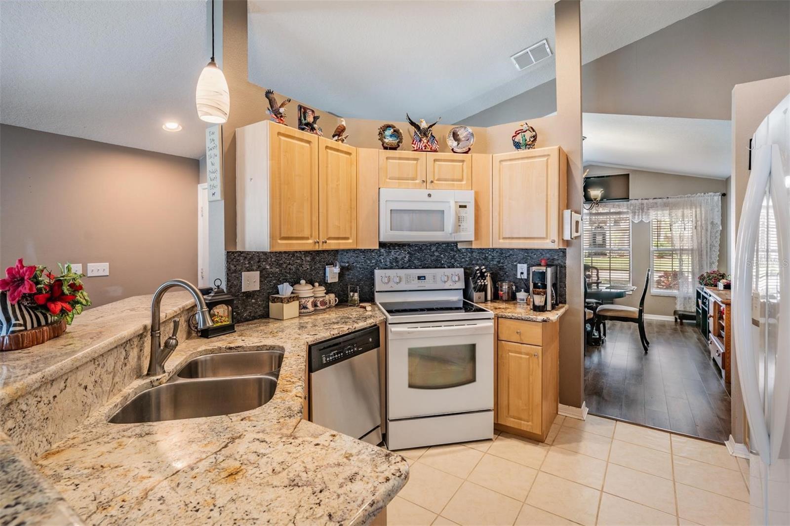 Image 8 of 35 For 24449 Mistwood Court