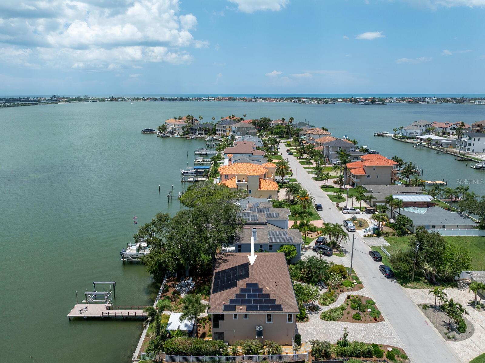 Details for 8 Sunset Bay Drive, BELLEAIR, FL 33756