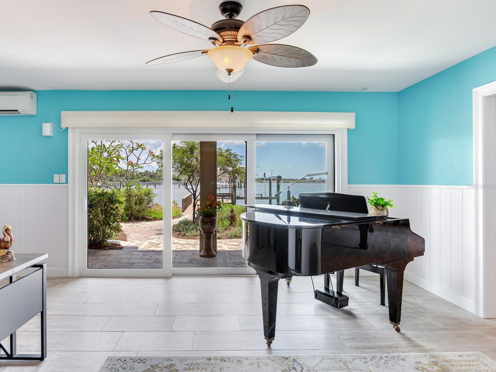 Image 50 of 70 For 8 Sunset Bay Drive
