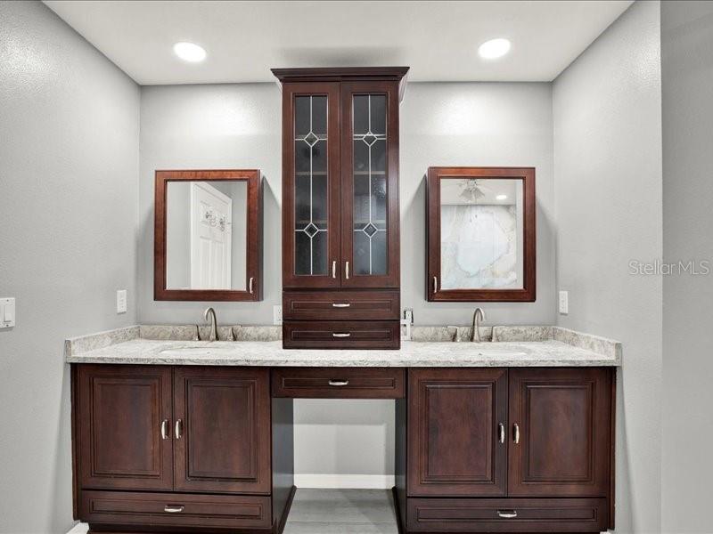 Image 31 of 49 For 15717 Jericho Drive