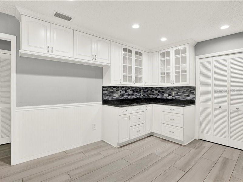 Image 33 of 49 For 15717 Jericho Drive