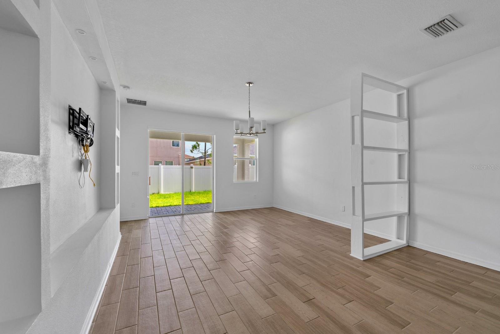 Image 5 of 22 For 11824 Brighton Knoll Loop