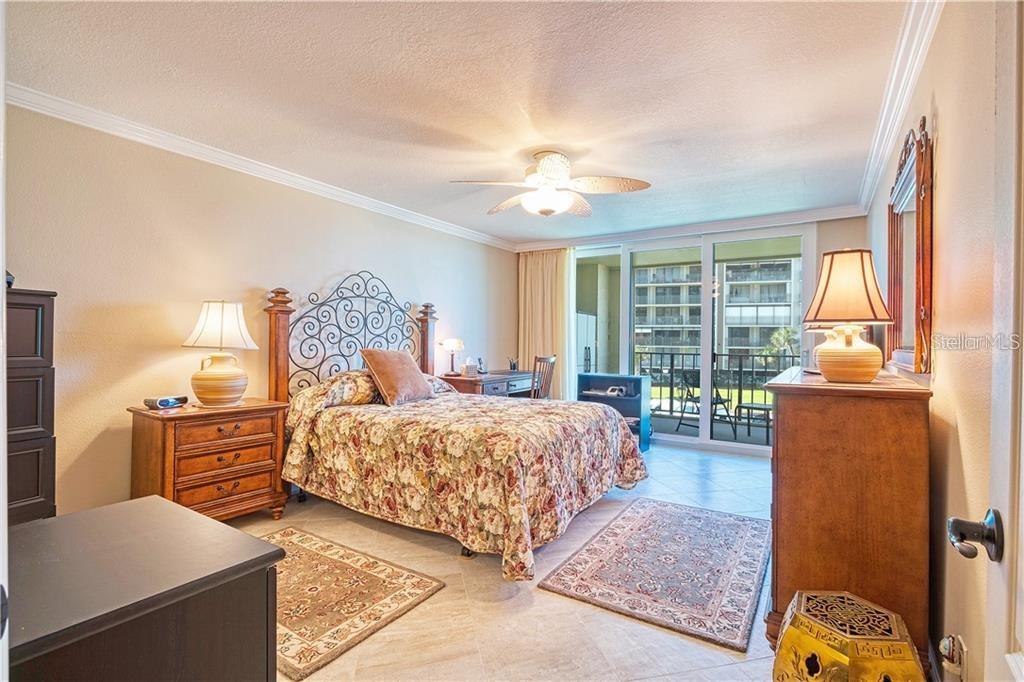 Image 14 of 34 For 1400 Gulf Boulevard 201