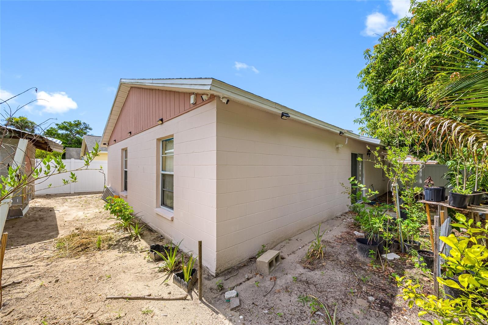 Image 2 of 49 For 8502 Hyaleah Road