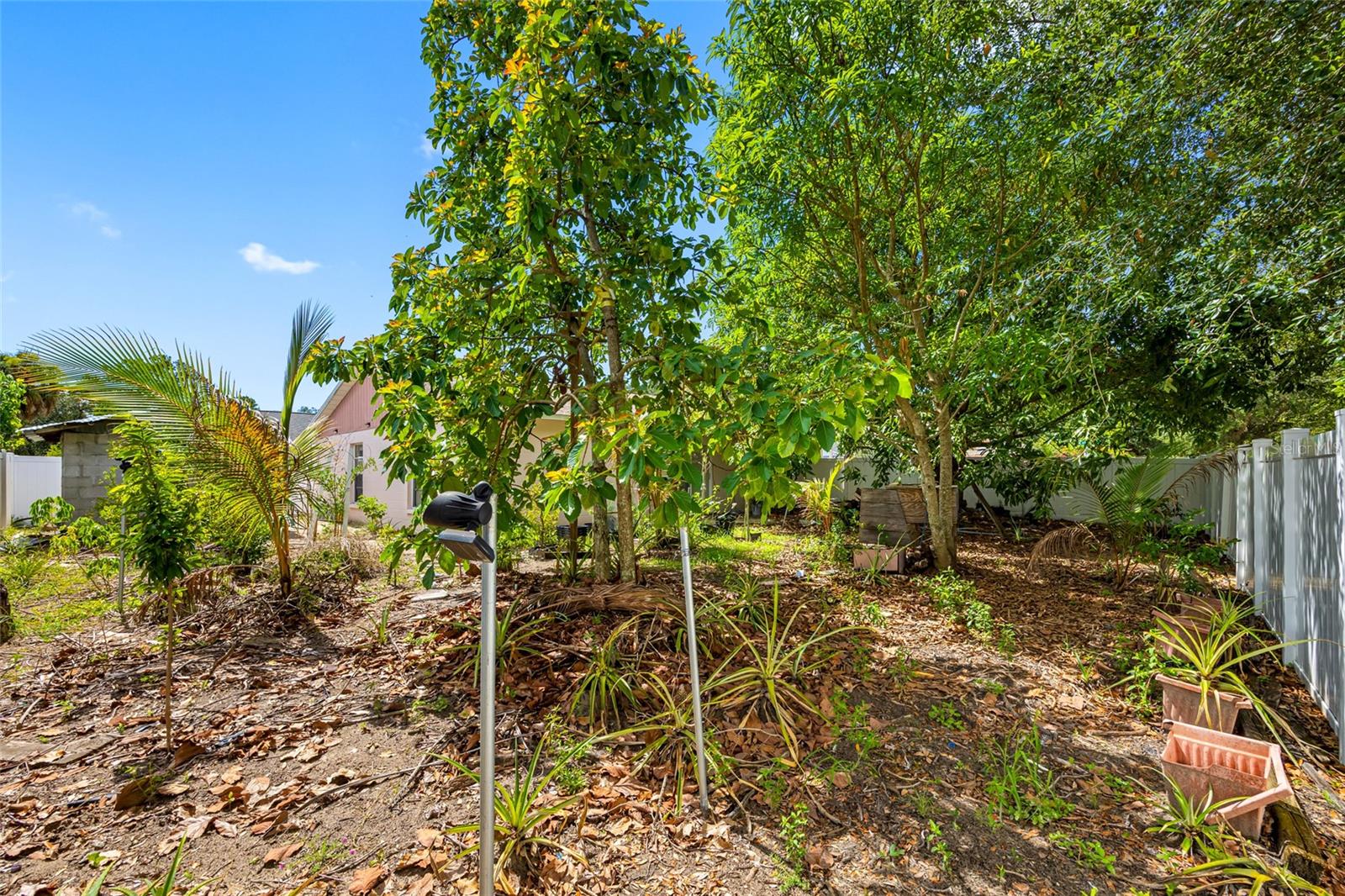 Image 31 of 49 For 8502 Hyaleah Road