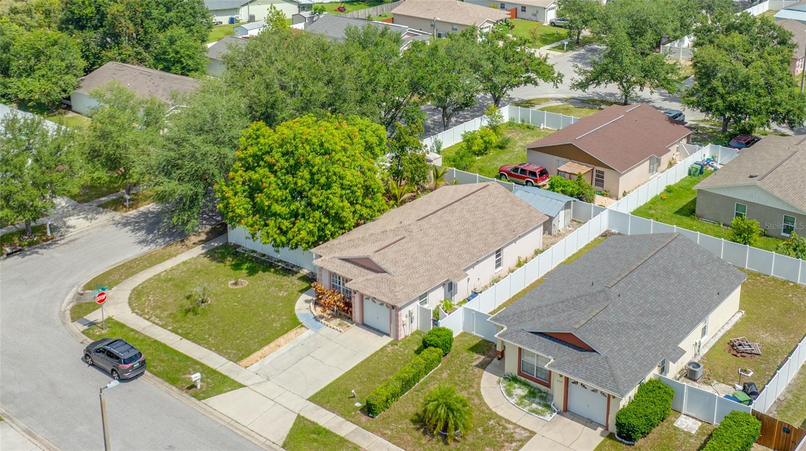 Image 32 of 49 For 8502 Hyaleah Road