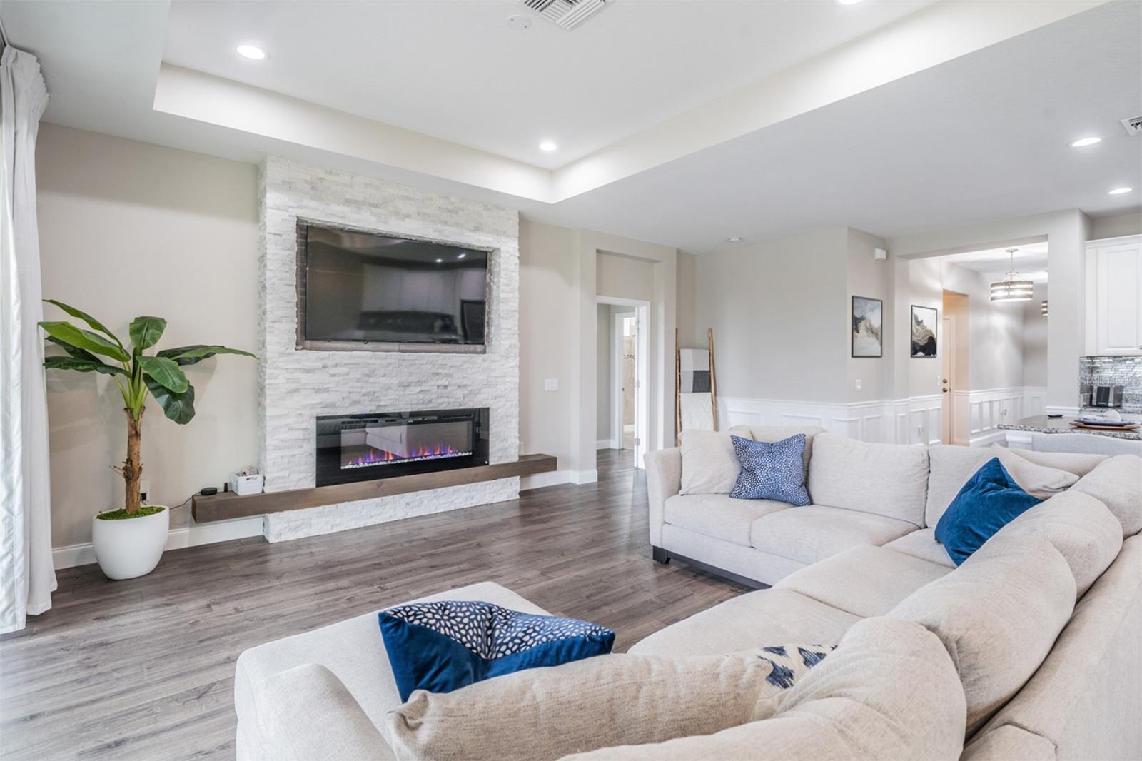 Image 22 of 79 For 30980 Parrot Reef Court