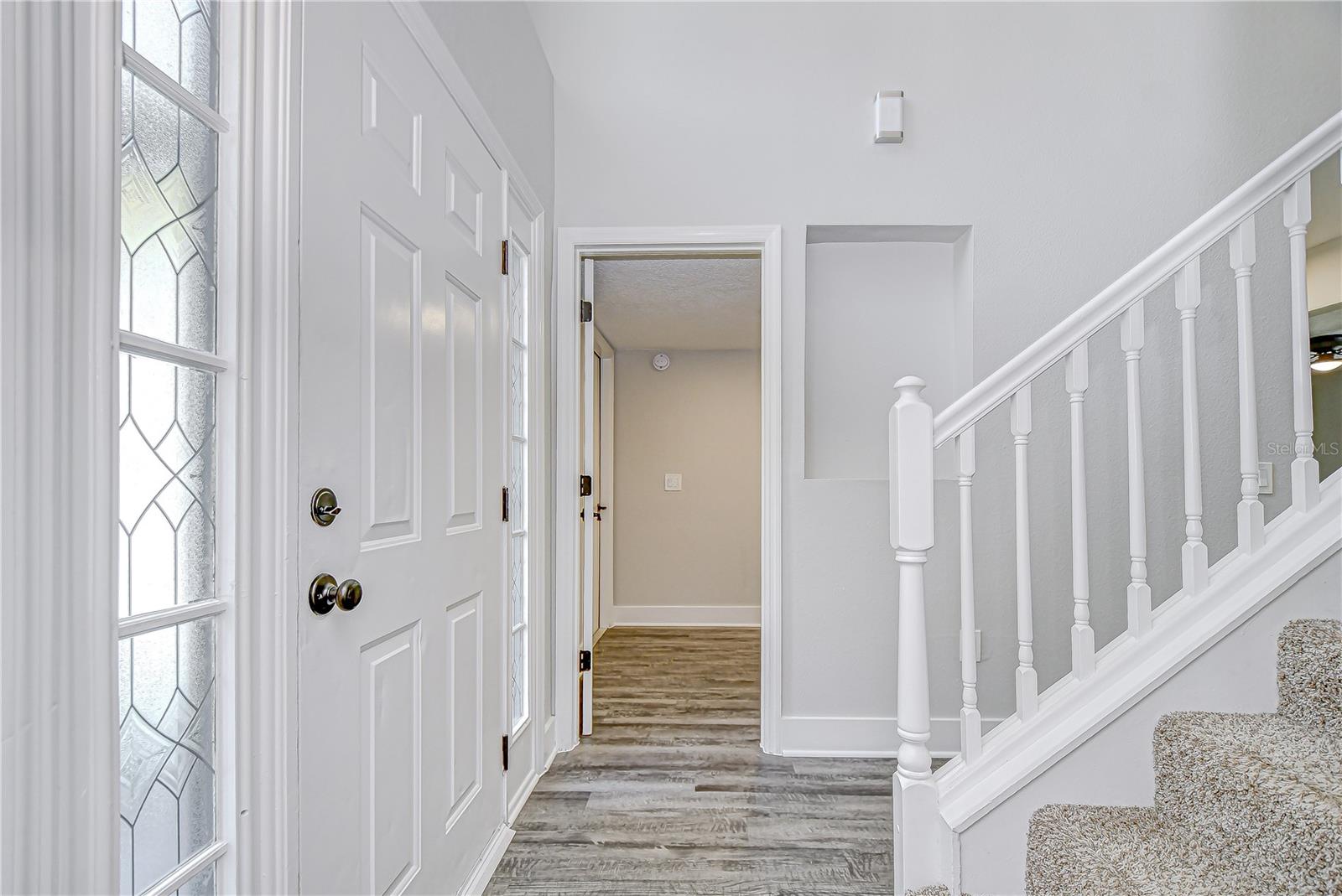 Image 17 of 68 For 12928 Kings Lake Drive