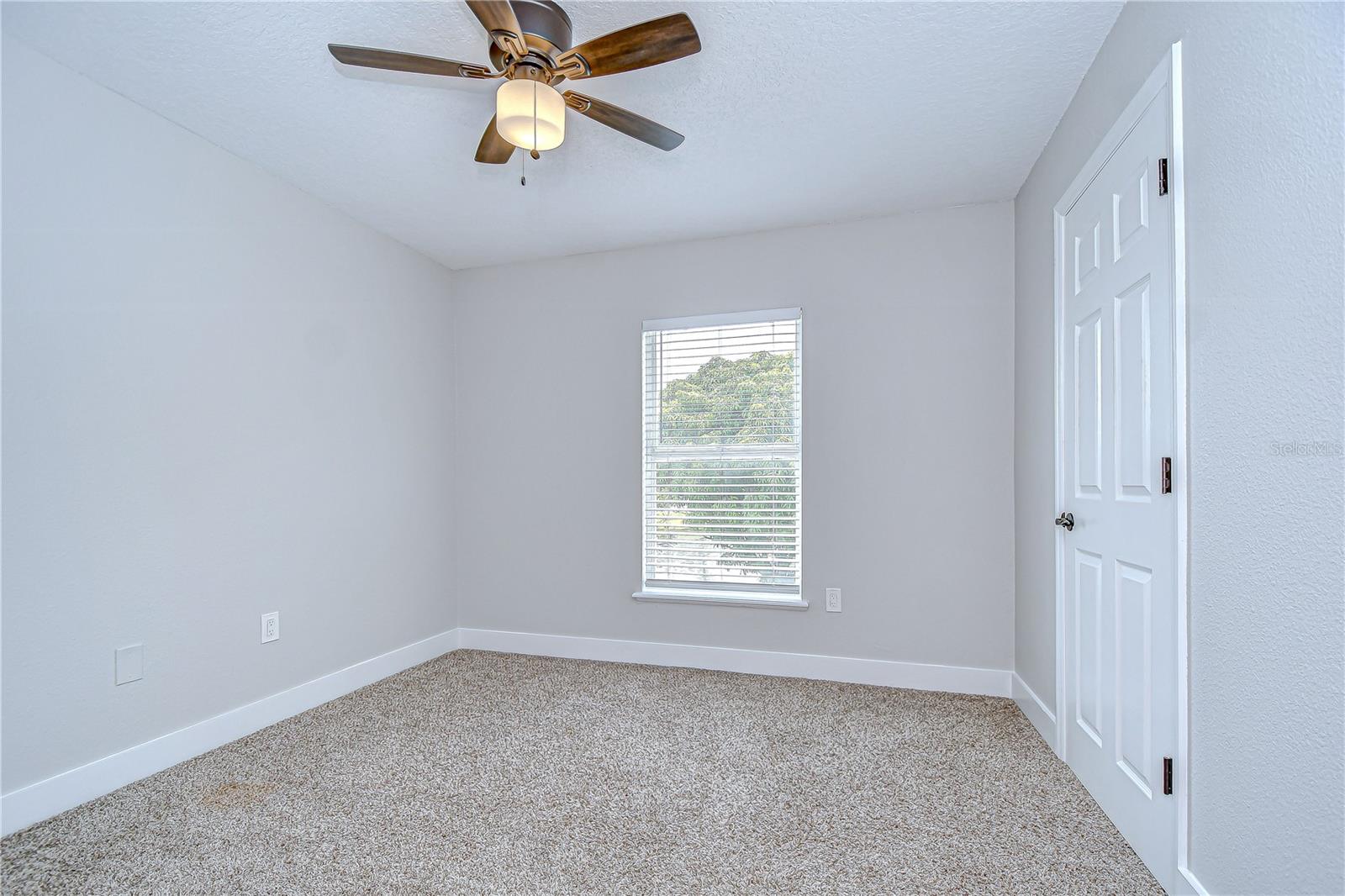 Image 34 of 68 For 12928 Kings Lake Drive