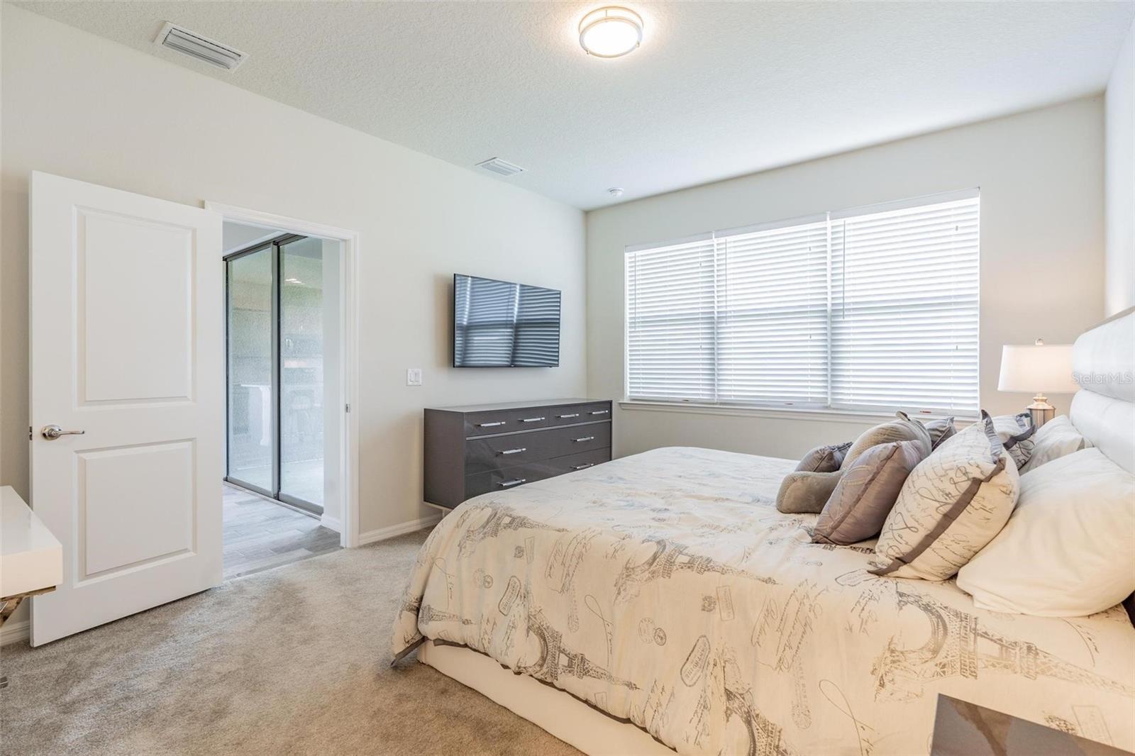 Image 38 of 75 For 8202 Olive Brook Drive