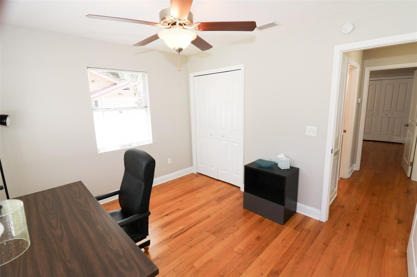 Image 12 of 39 For 1103 Lambright Street