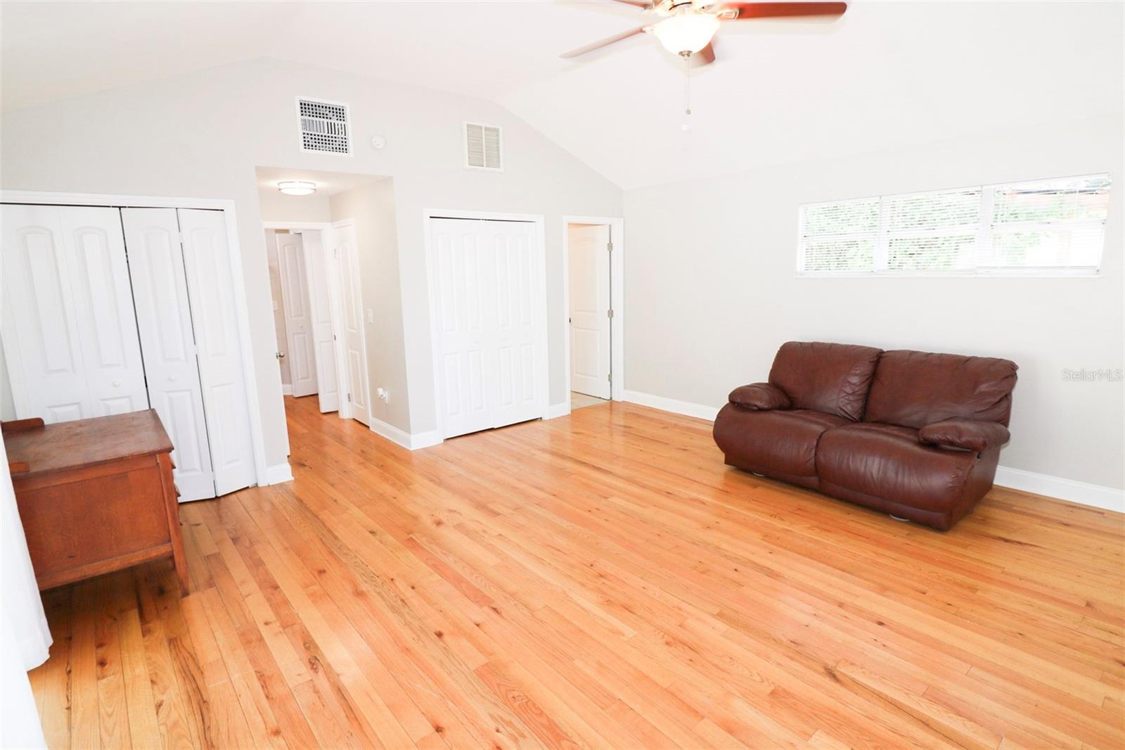 Image 16 of 39 For 1103 Lambright Street