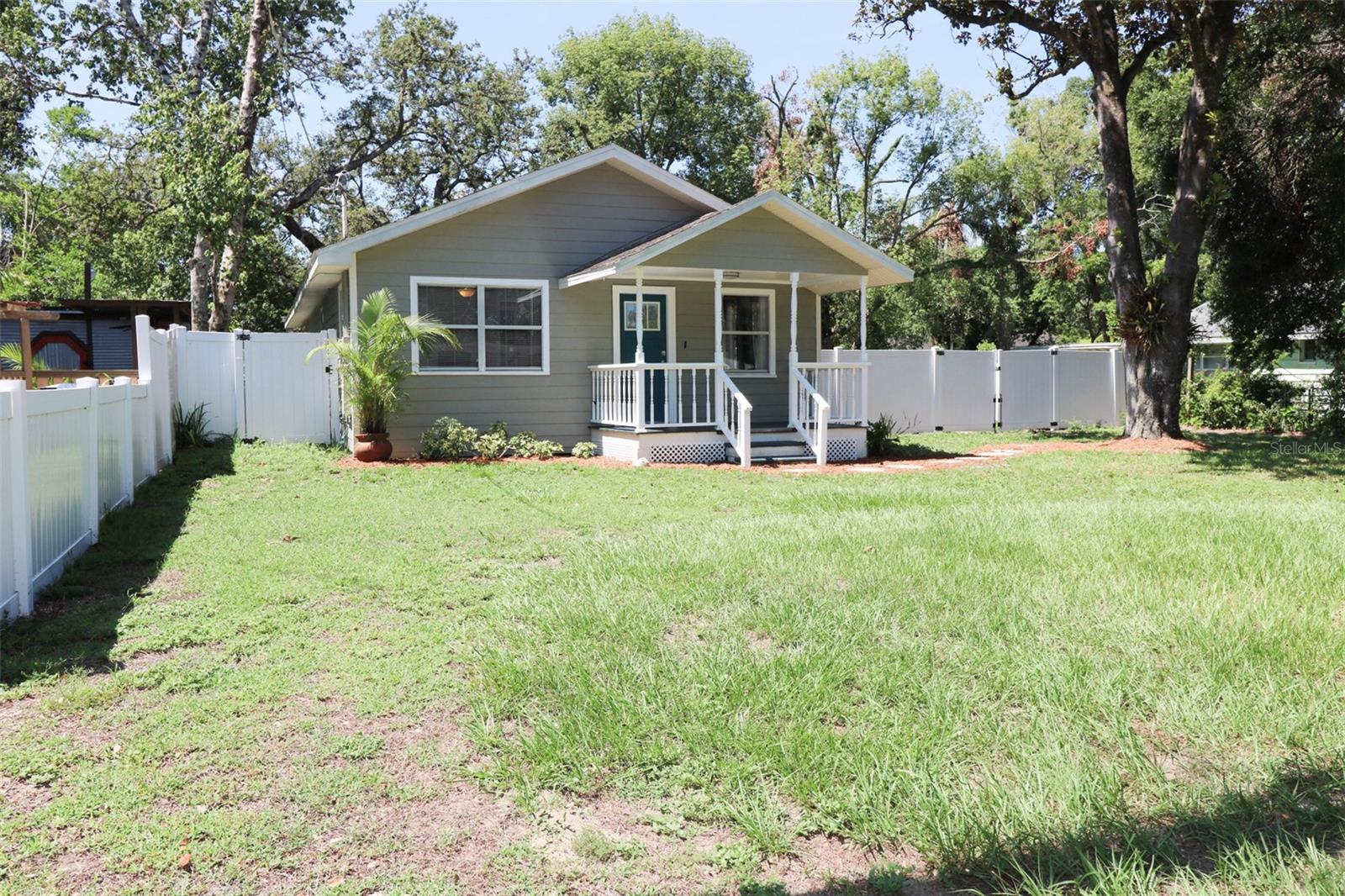 Image 2 of 39 For 1103 Lambright Street