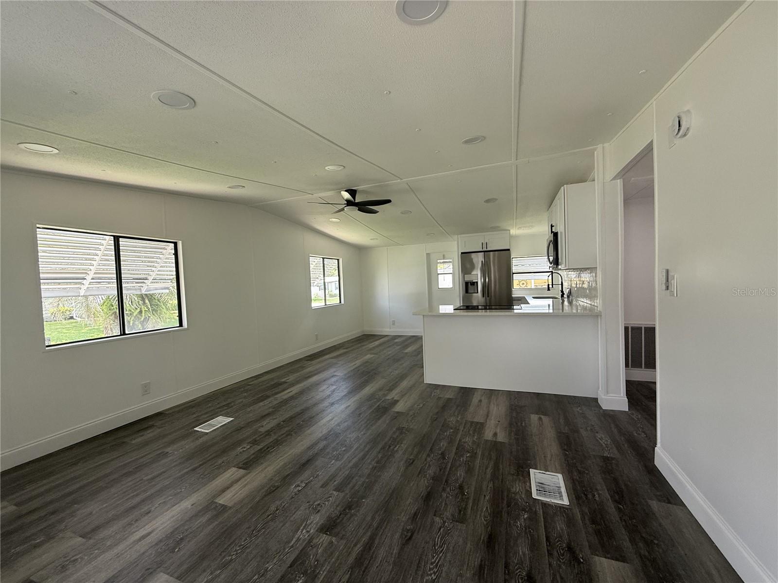 Image 3 of 12 For 545 Jason Drive