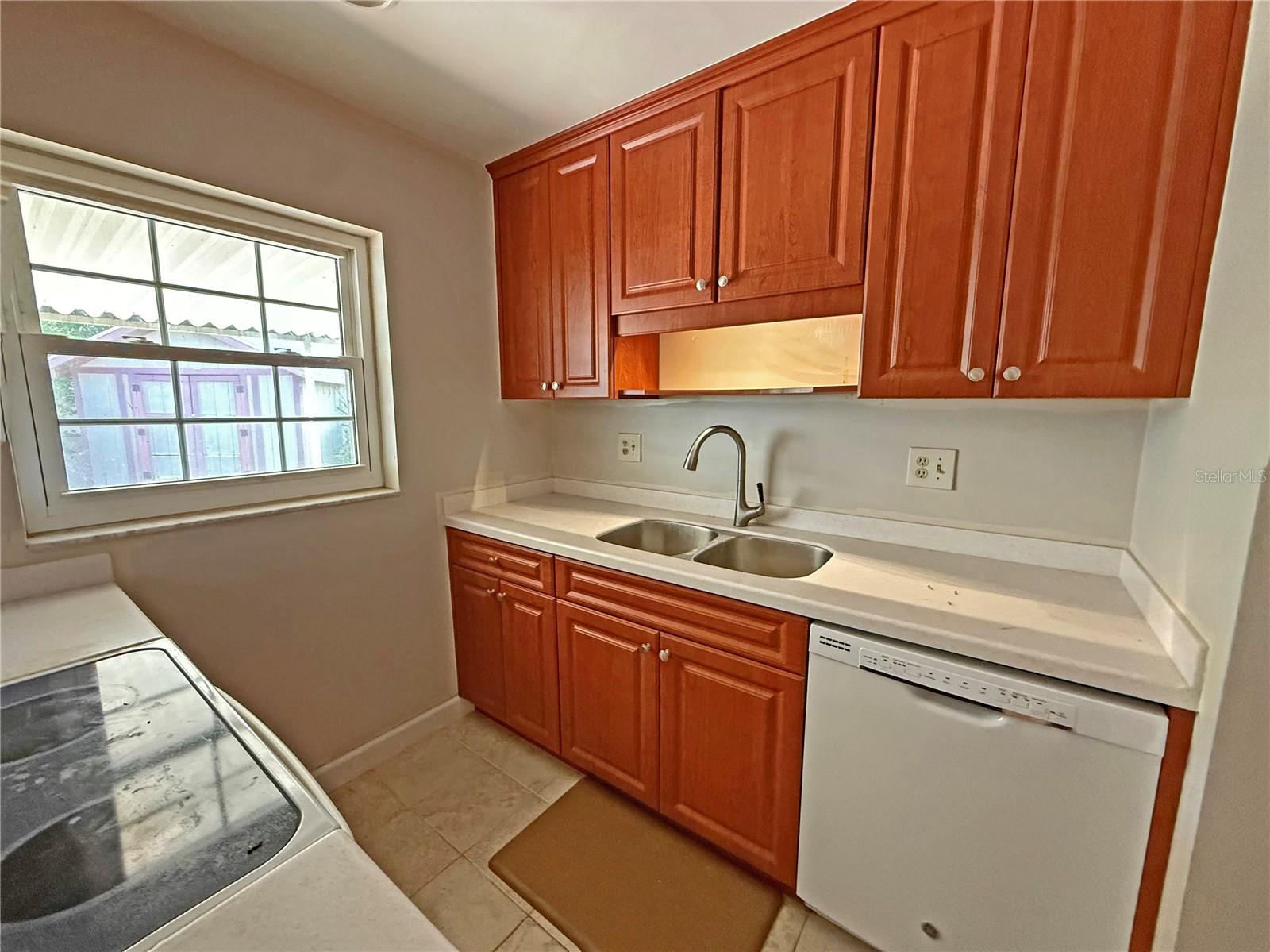 Image 10 of 19 For 4605 Grady Avenue