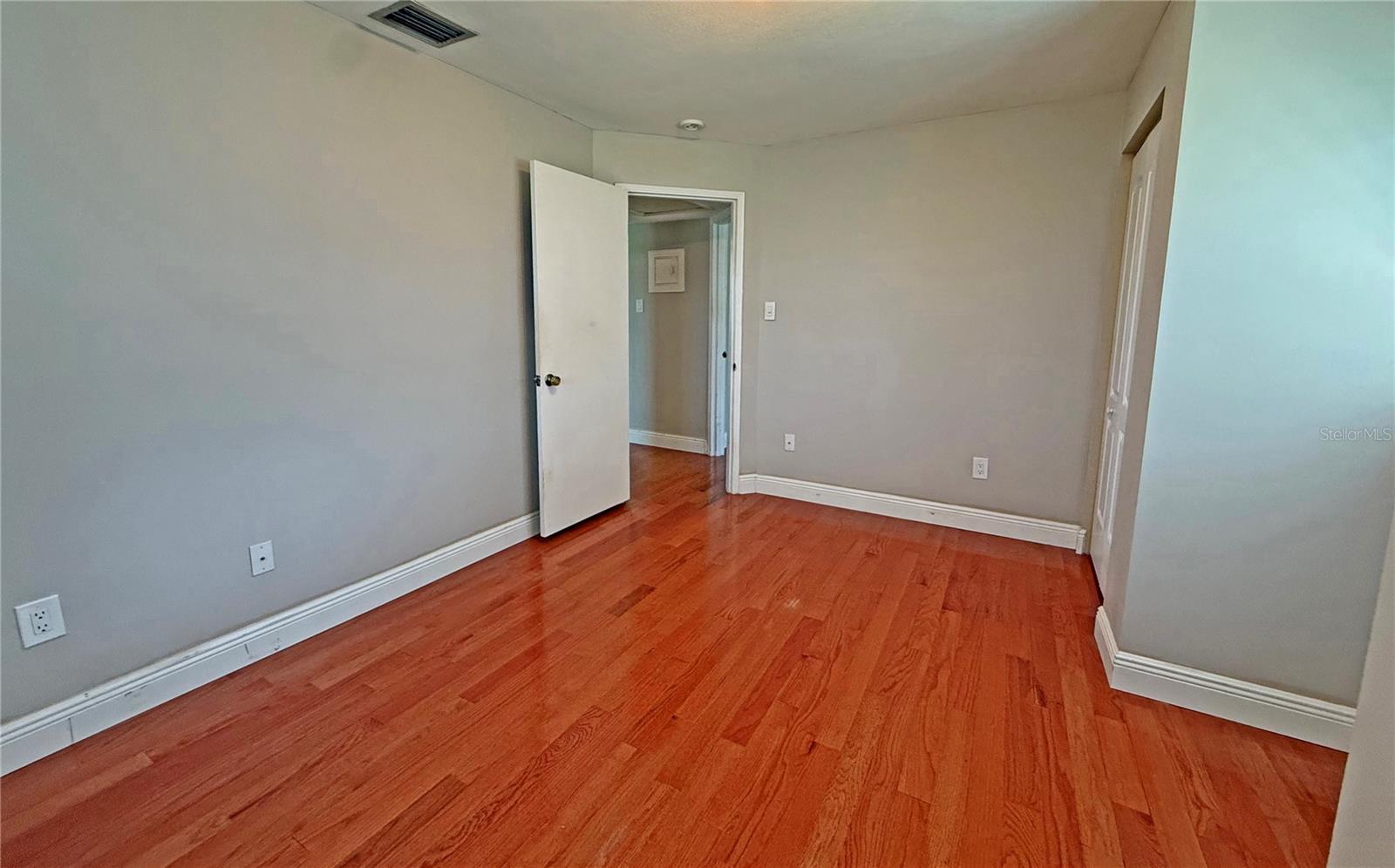 Image 19 of 19 For 4605 Grady Avenue