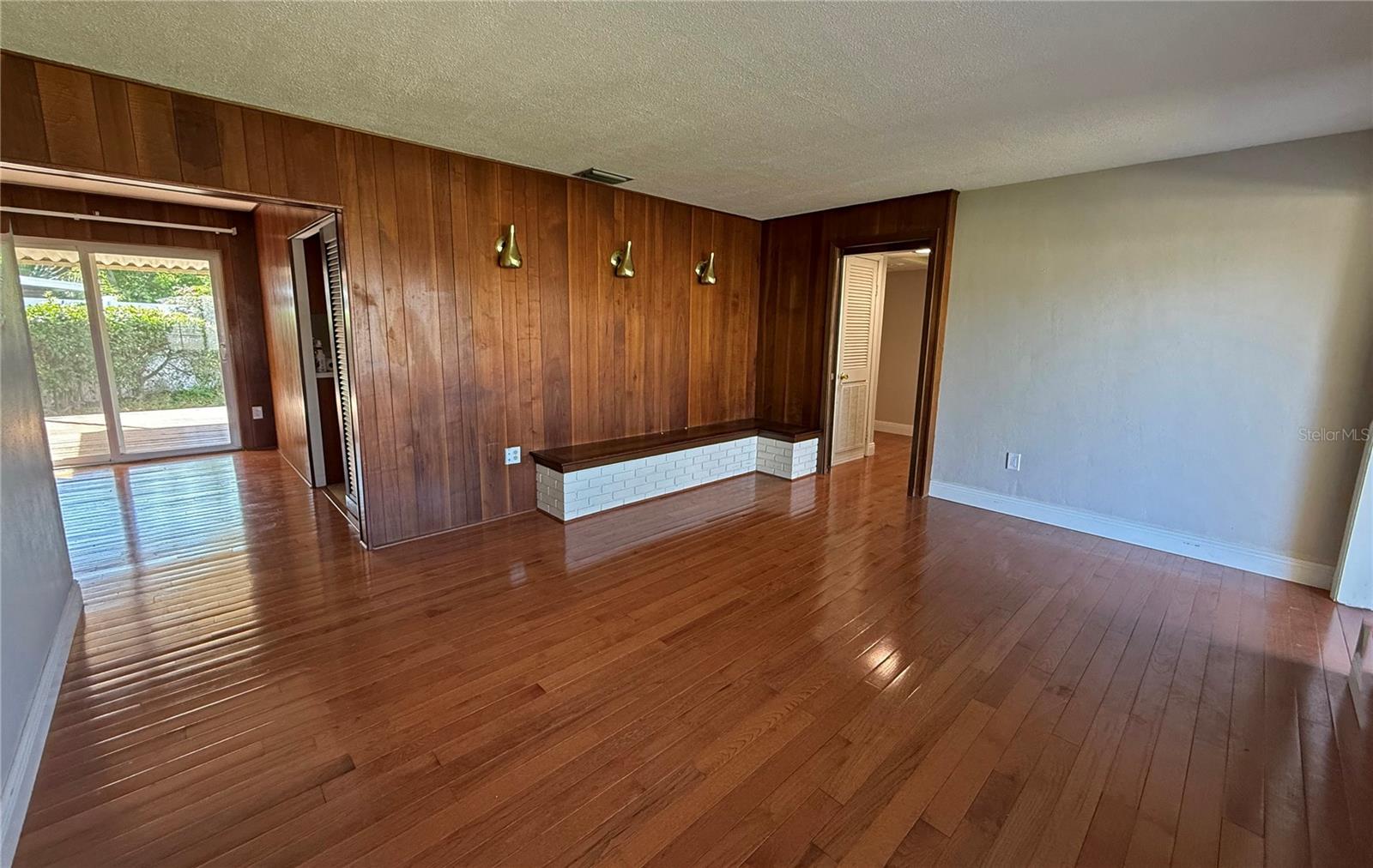 Image 8 of 19 For 4605 Grady Avenue