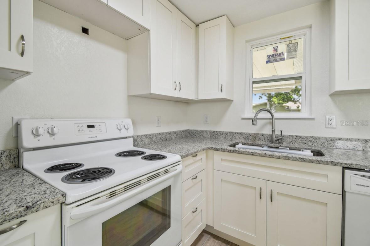 Image 12 of 51 For 9259 Marler Road
